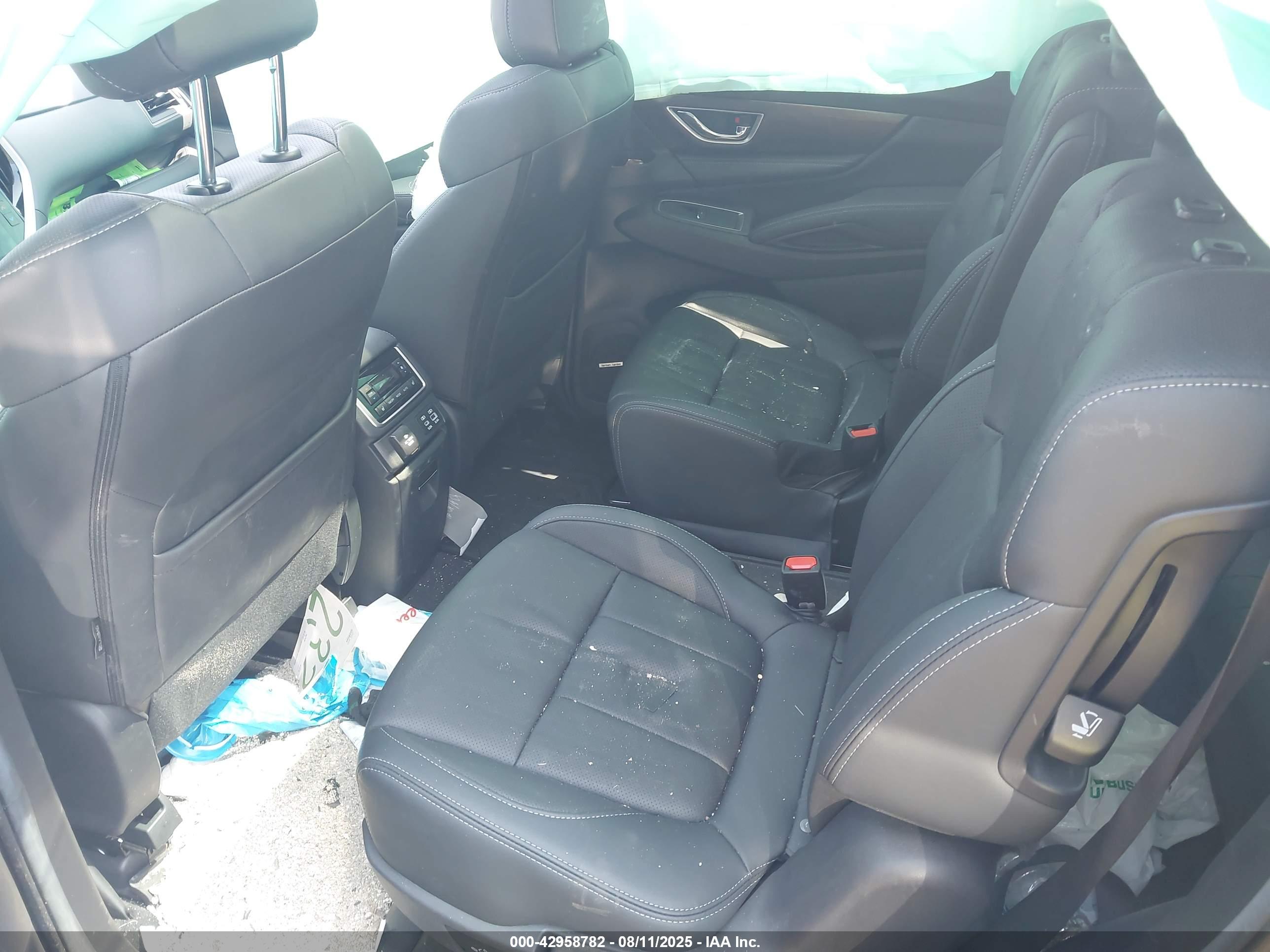SUBARU ASCENT image 8