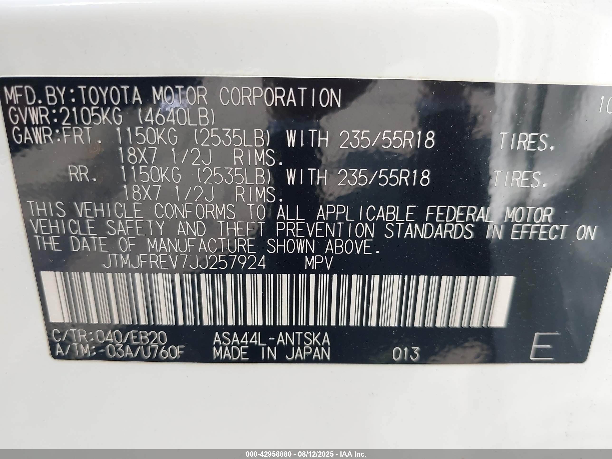 TOYOTA RAV4 image 9