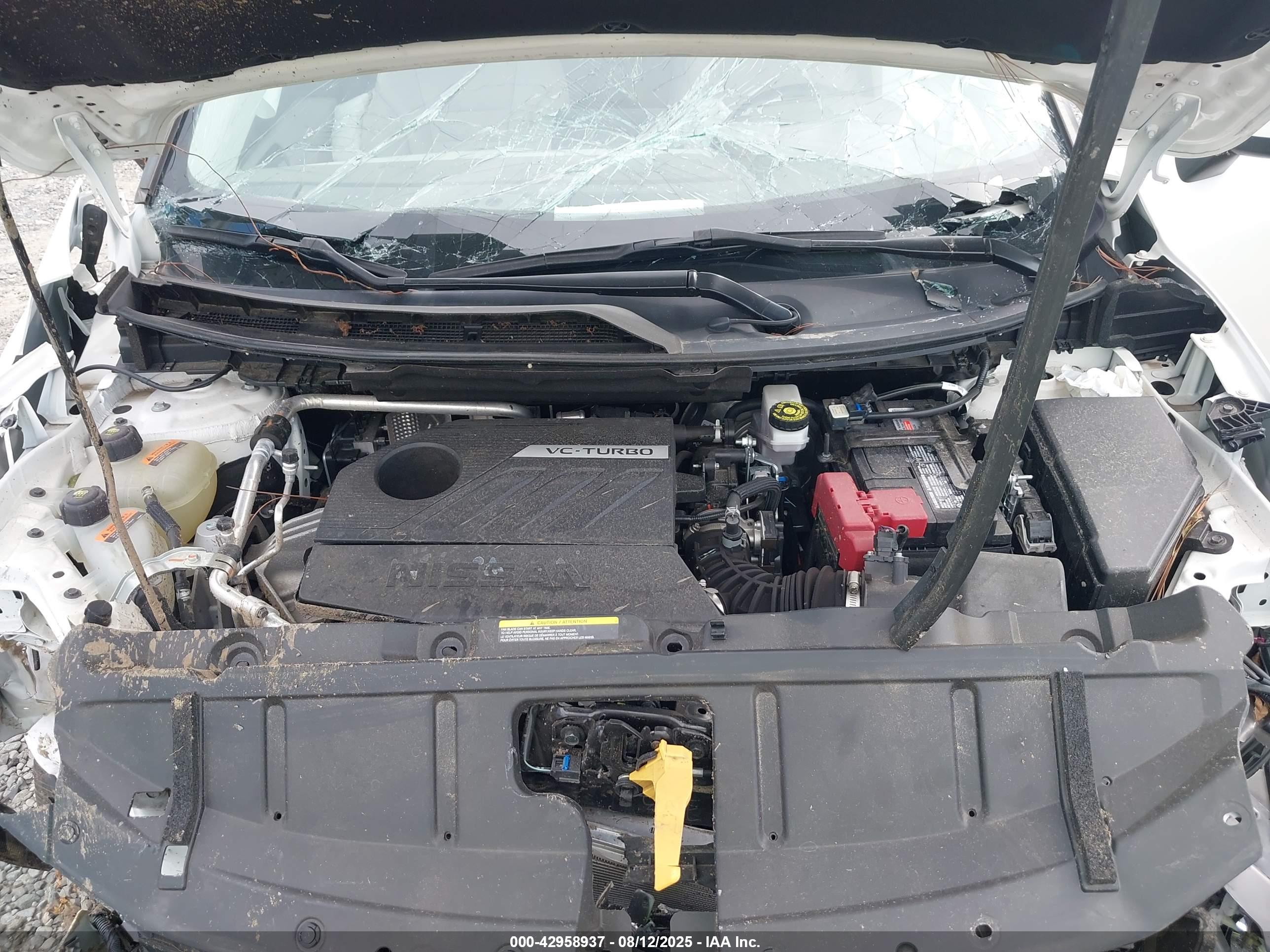 NISSAN ROGUE image 10