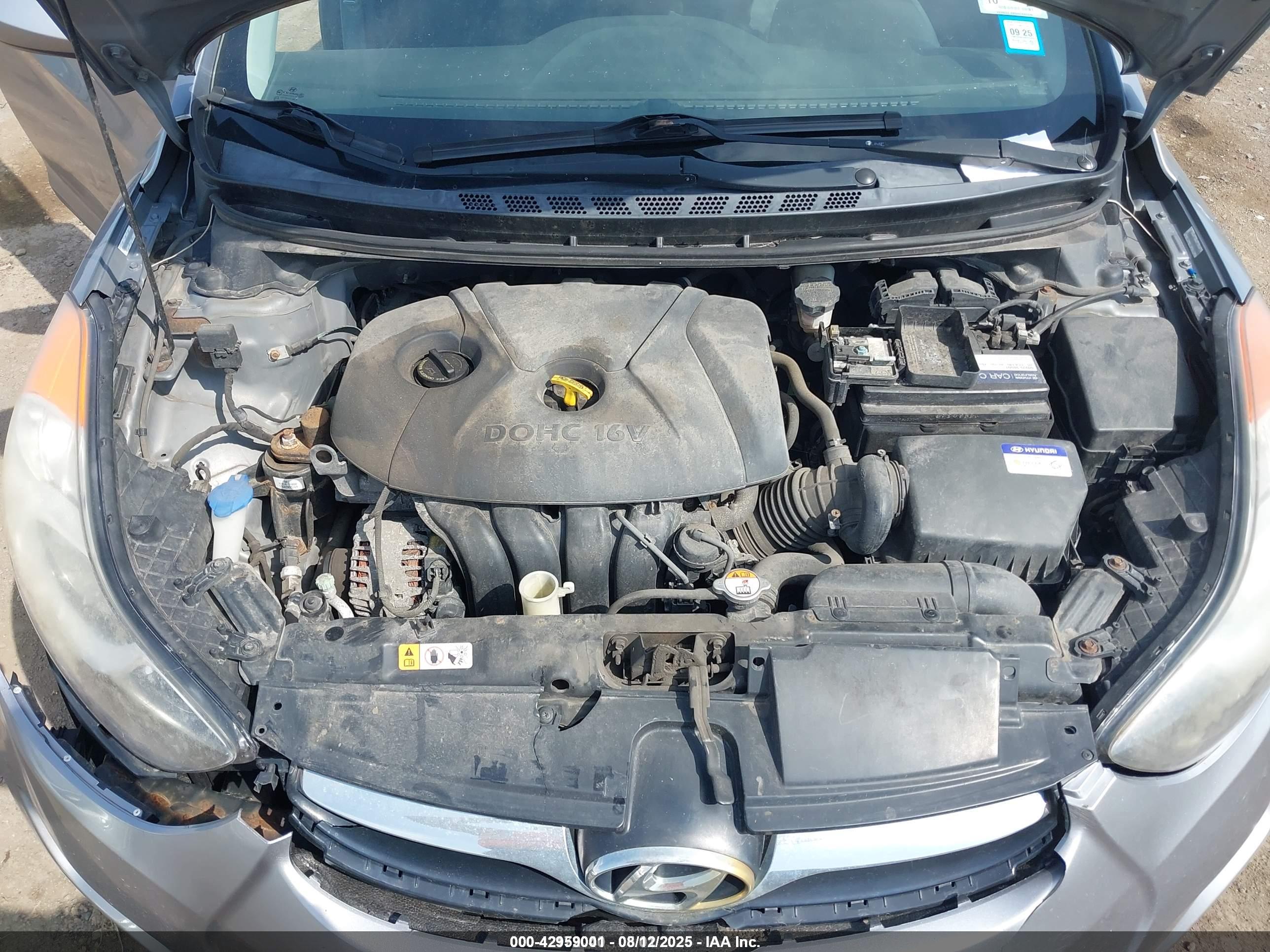 HYUNDAI ELANTRA image 10