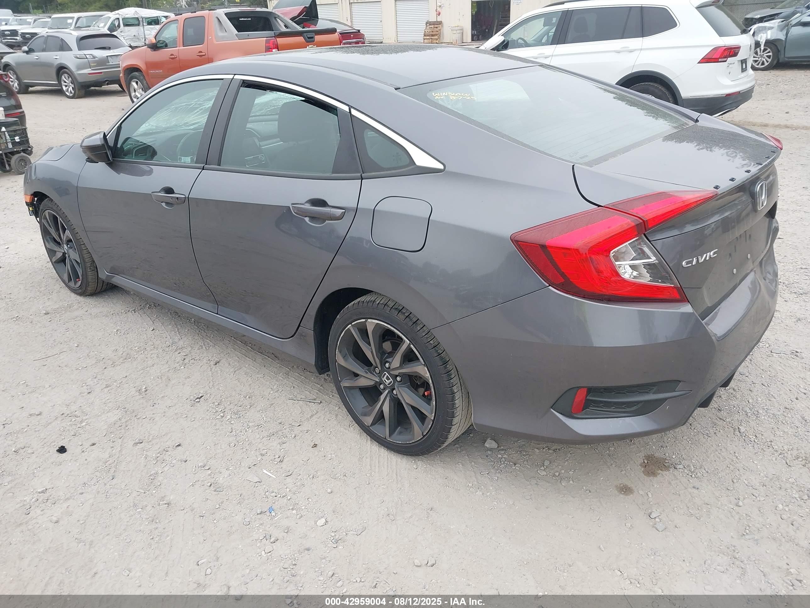 HONDA CIVIC image 3