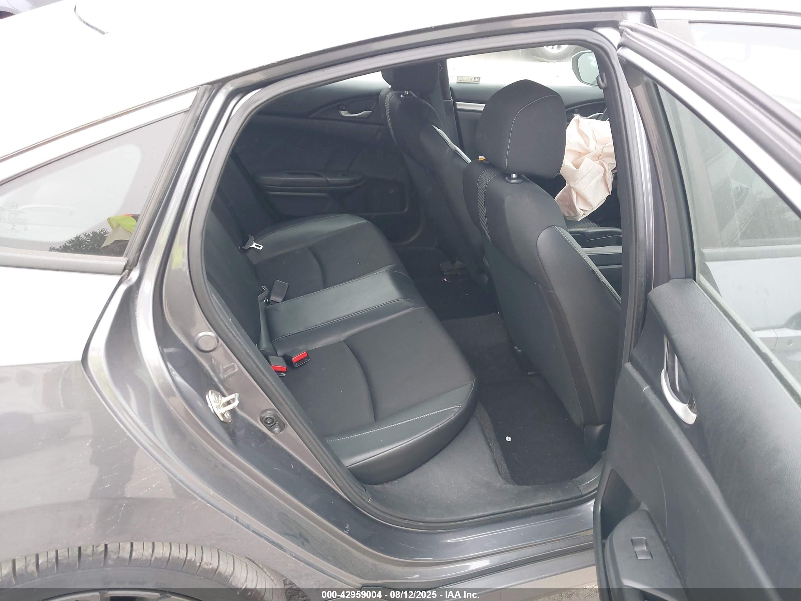HONDA CIVIC image 8