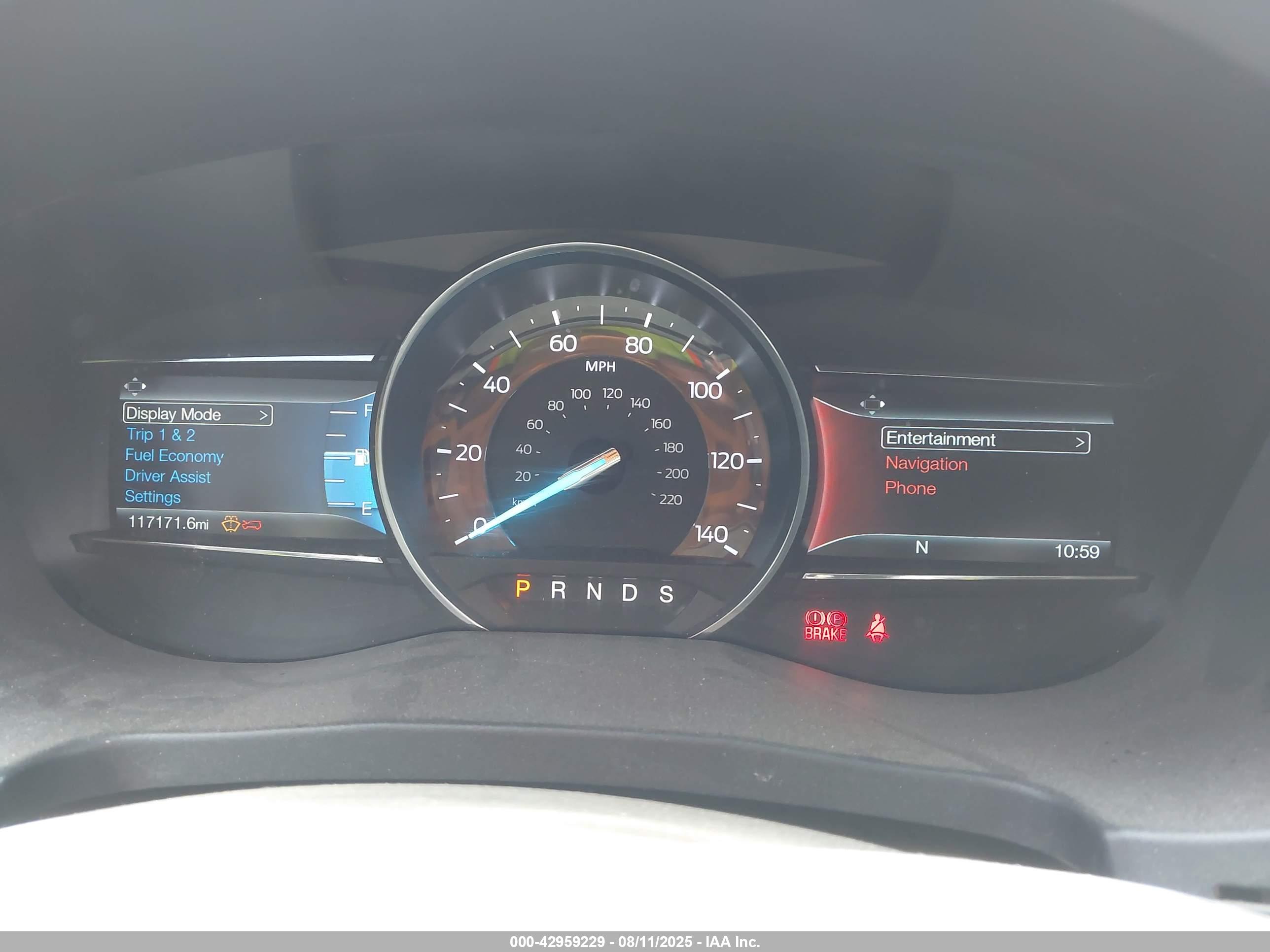 FORD EXPLORER image 7