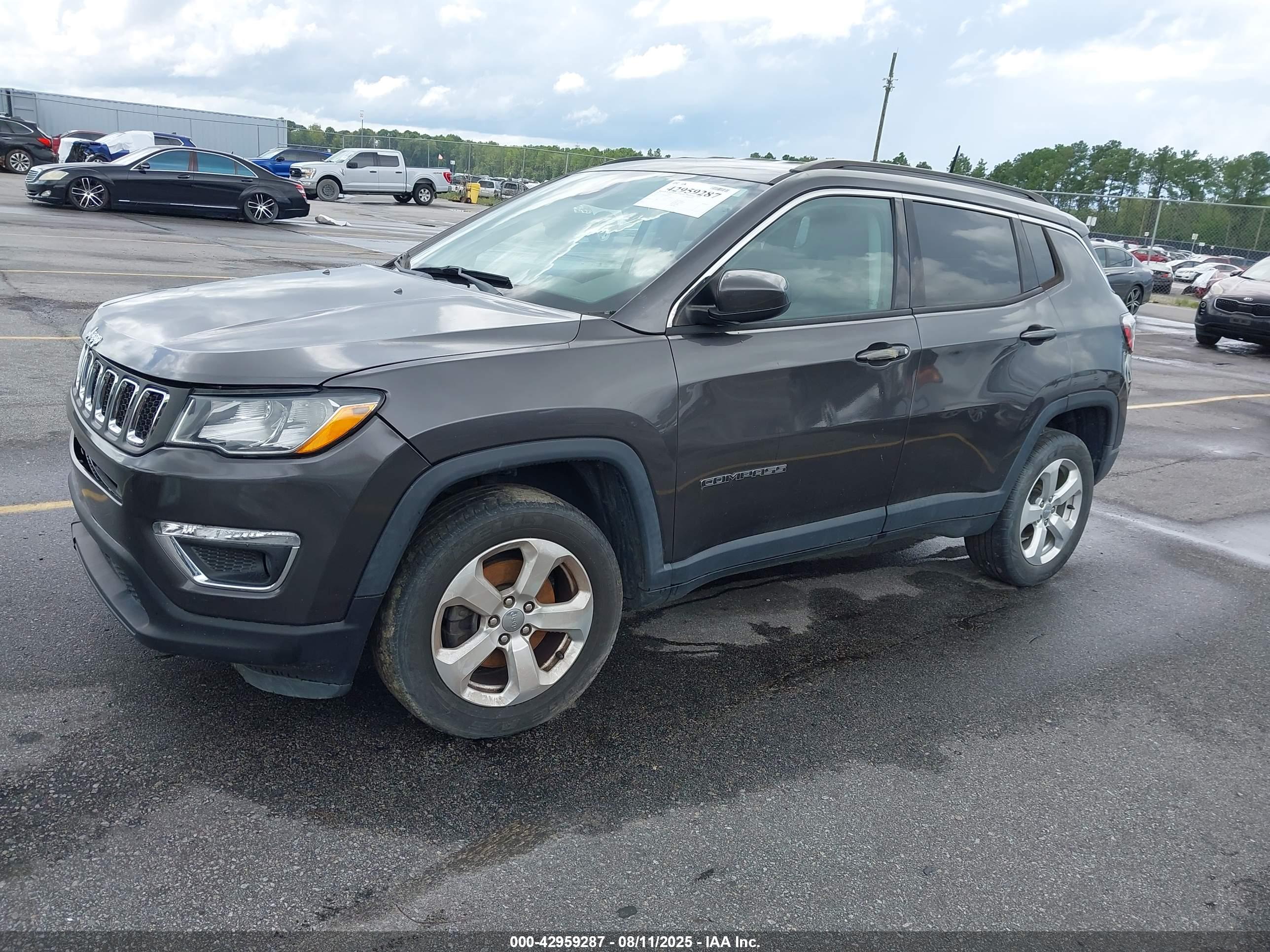 JEEP NEW image 2