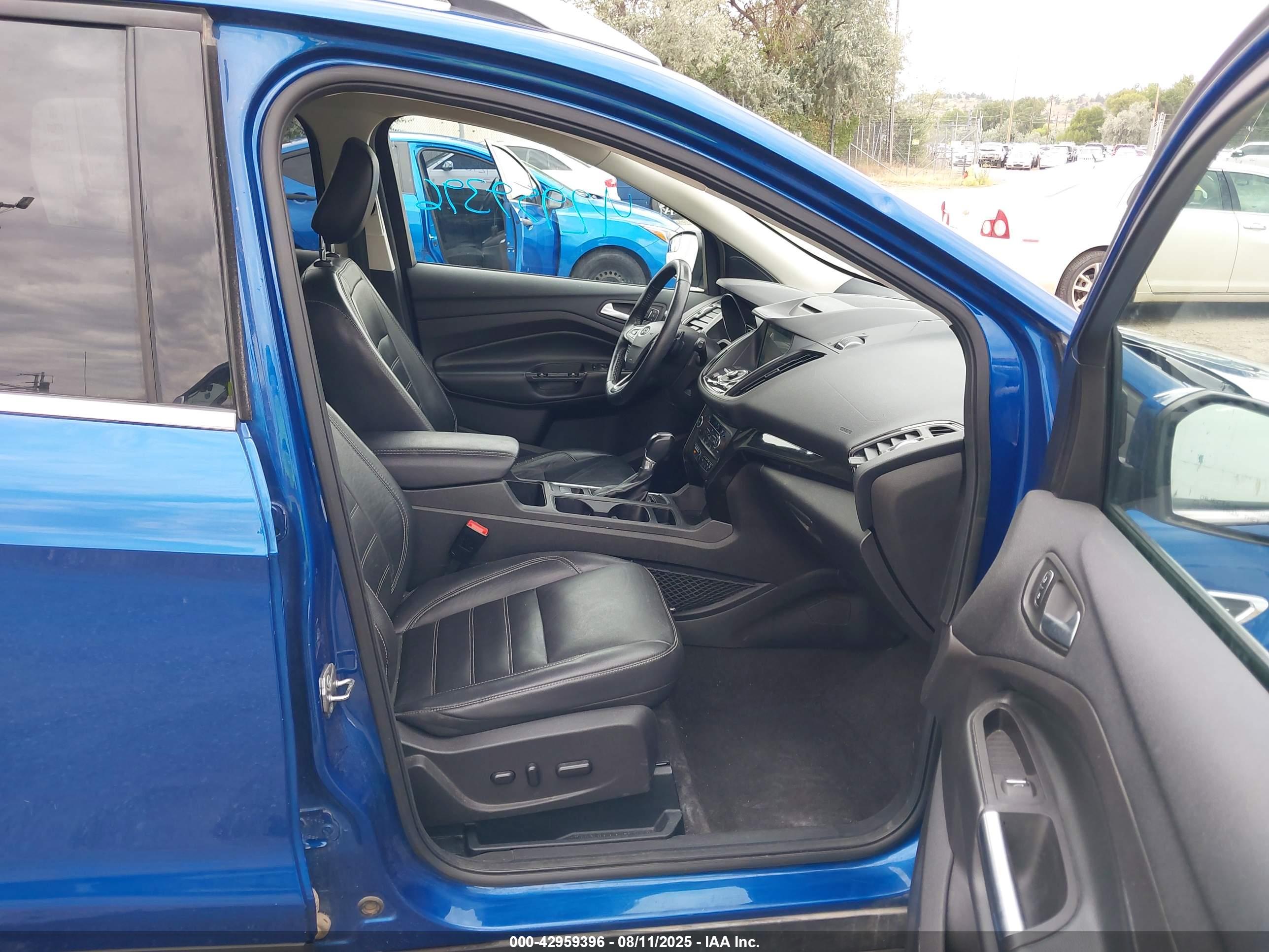 FORD ESCAPE image 5