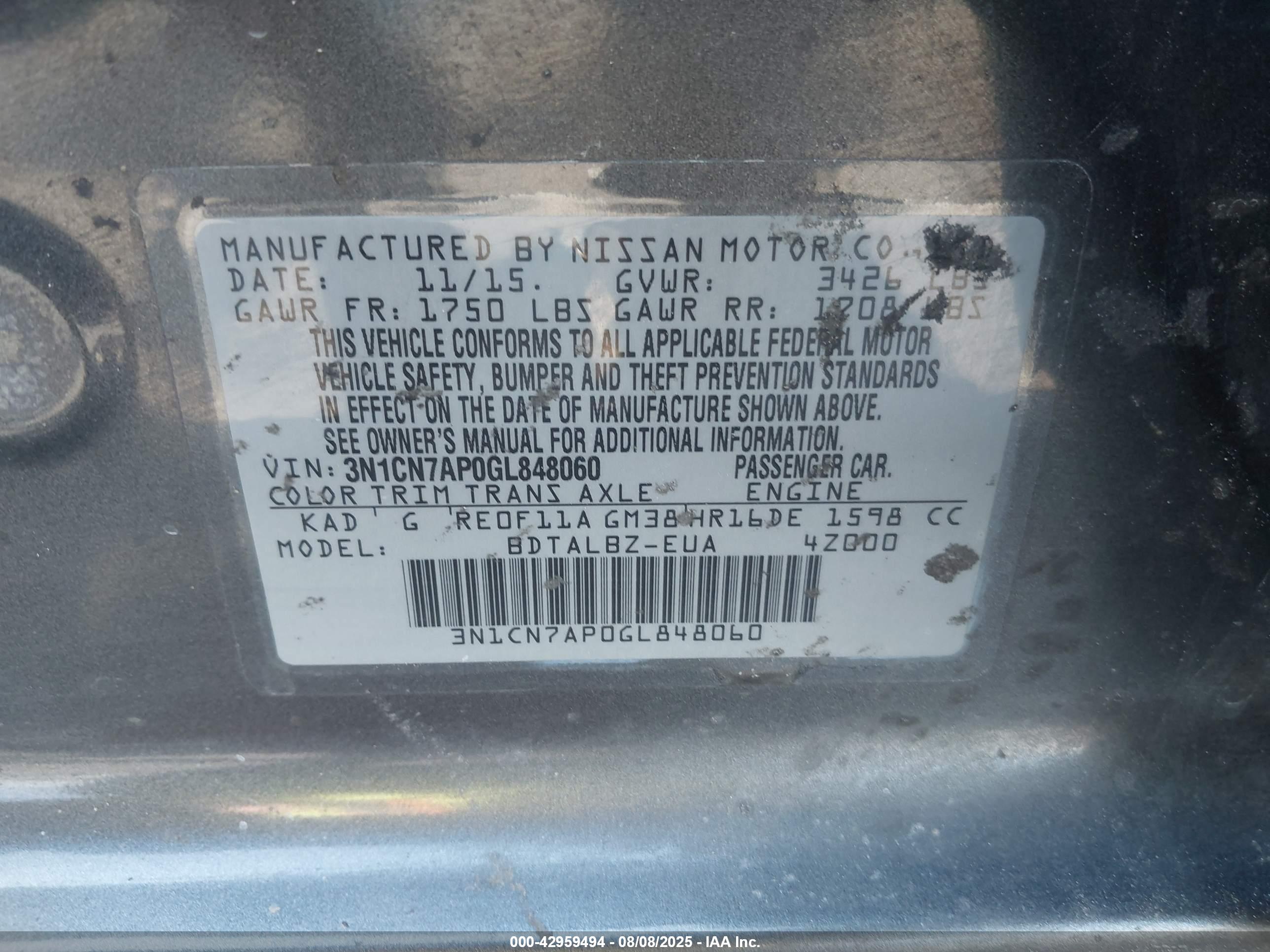 NISSAN VERSA image 9