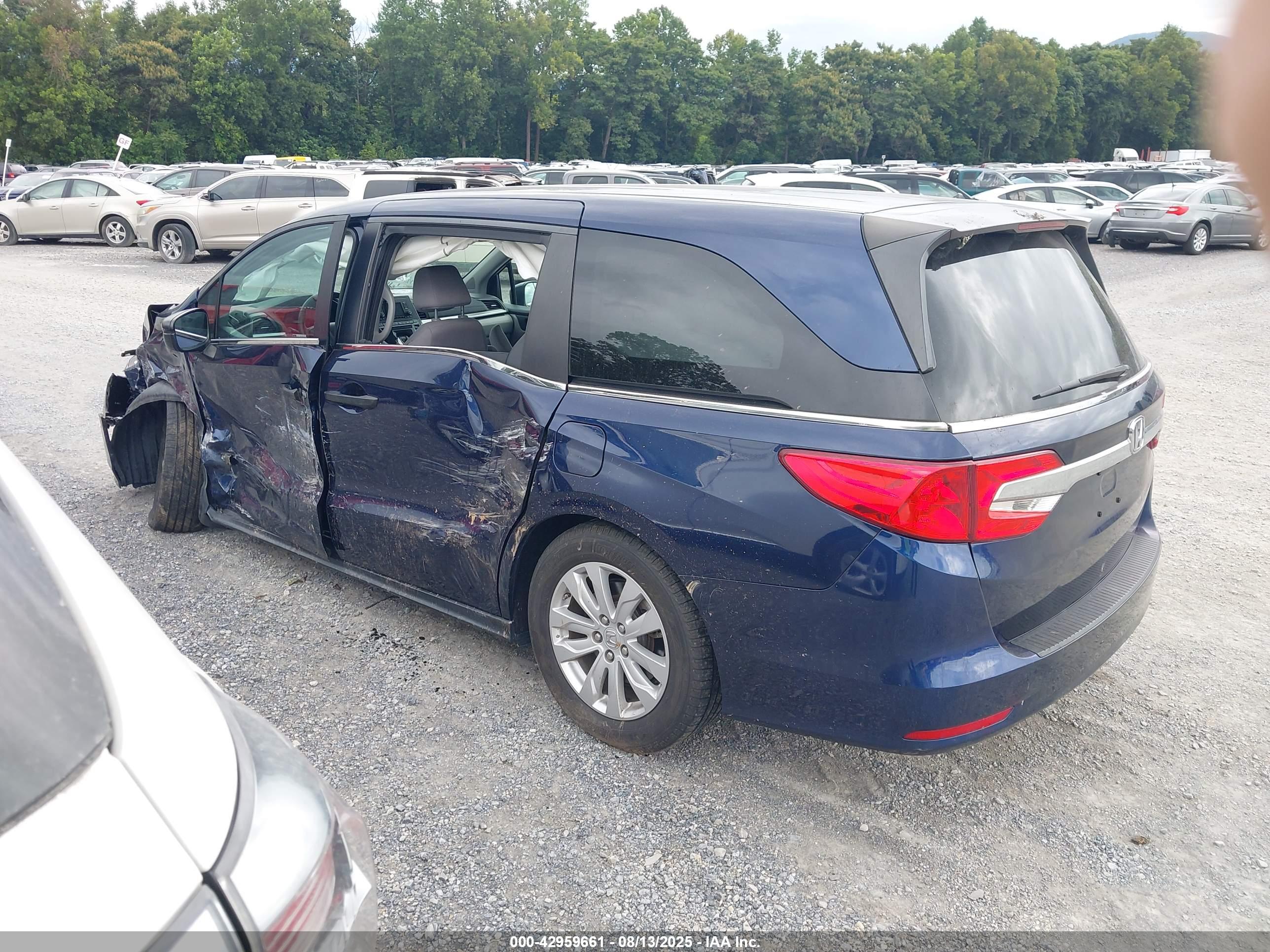 HONDA ODYSSEY image 3