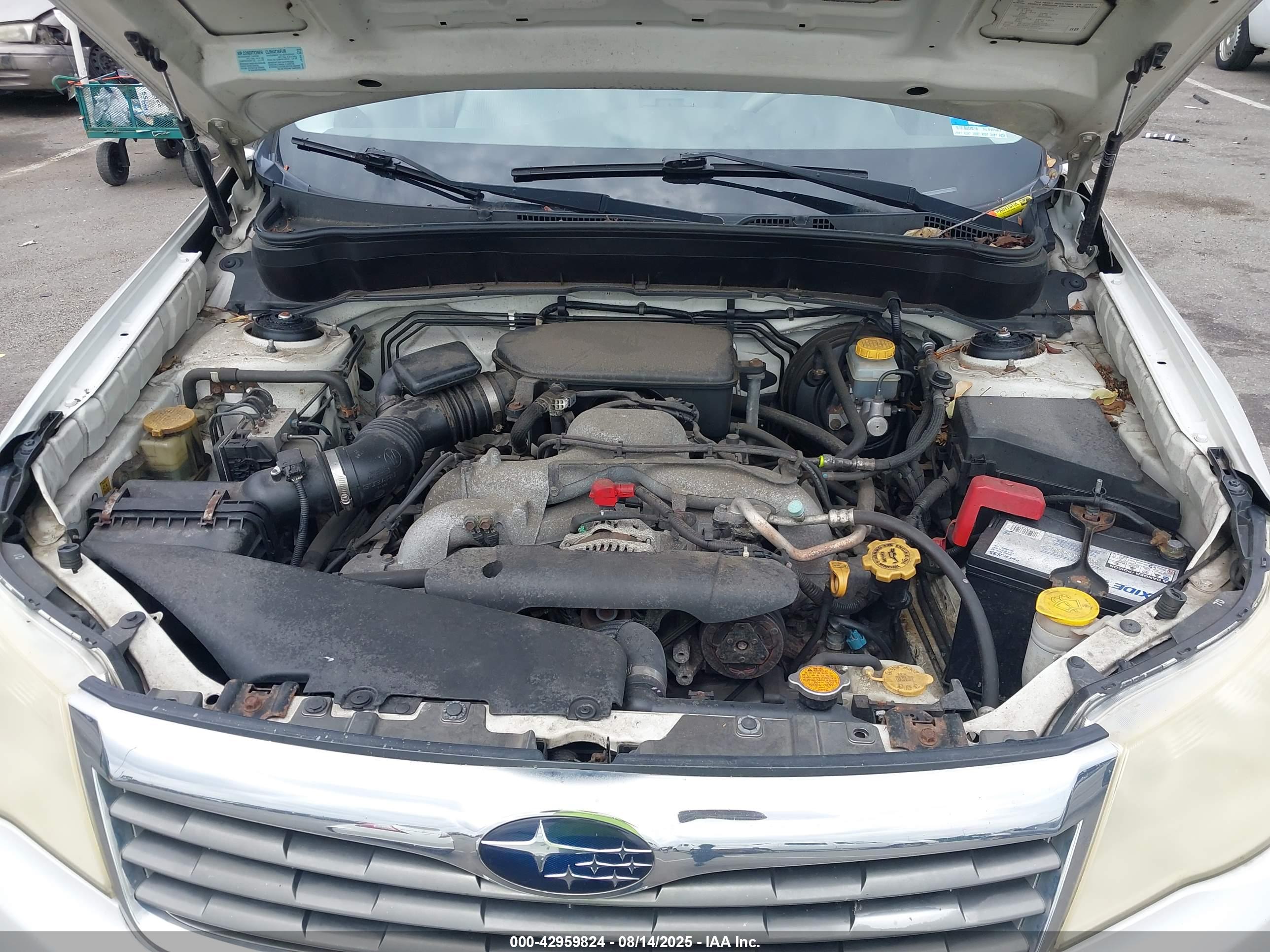 SUBARU FORESTER image 10