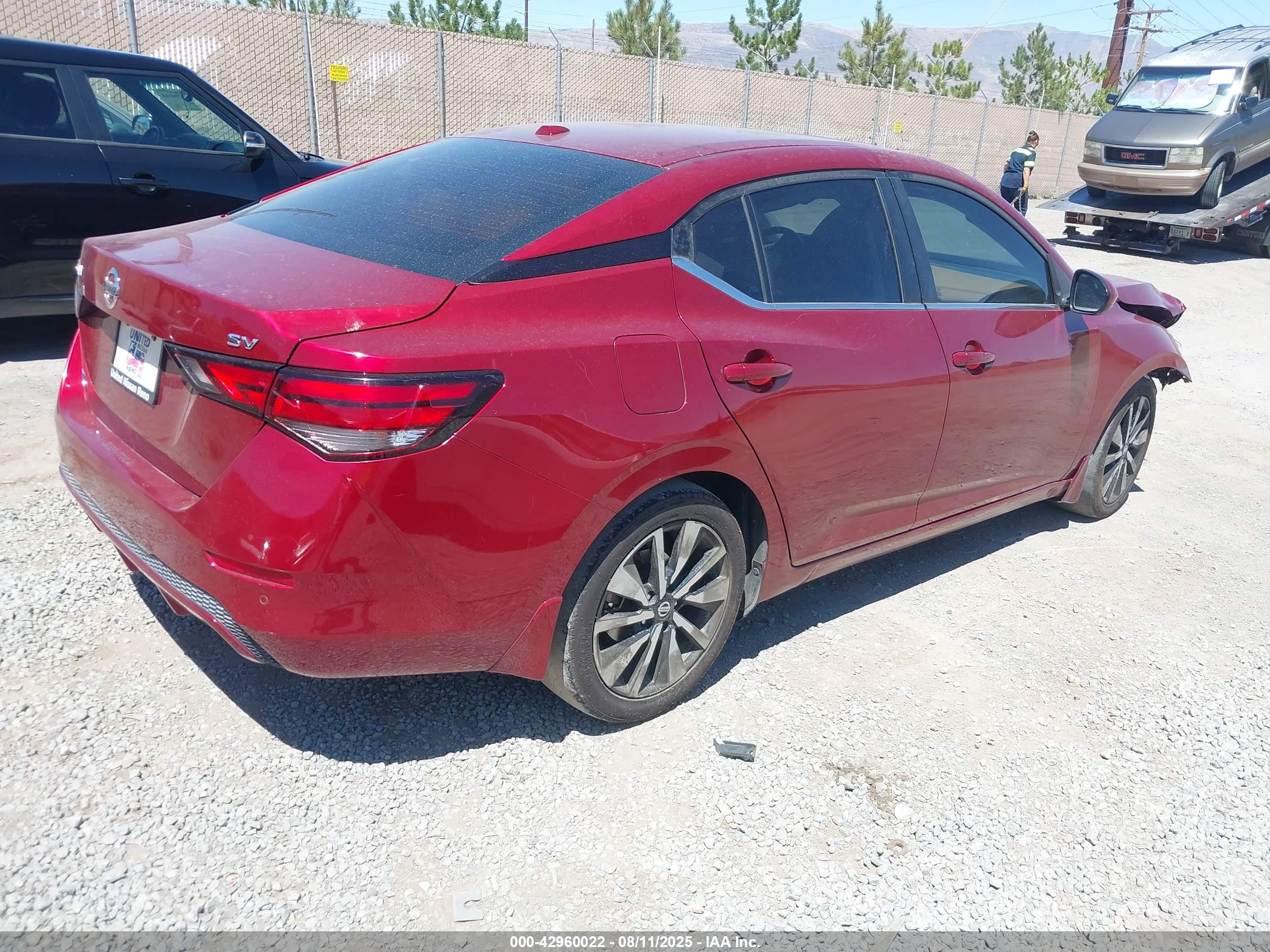 NISSAN SENTRA image 4