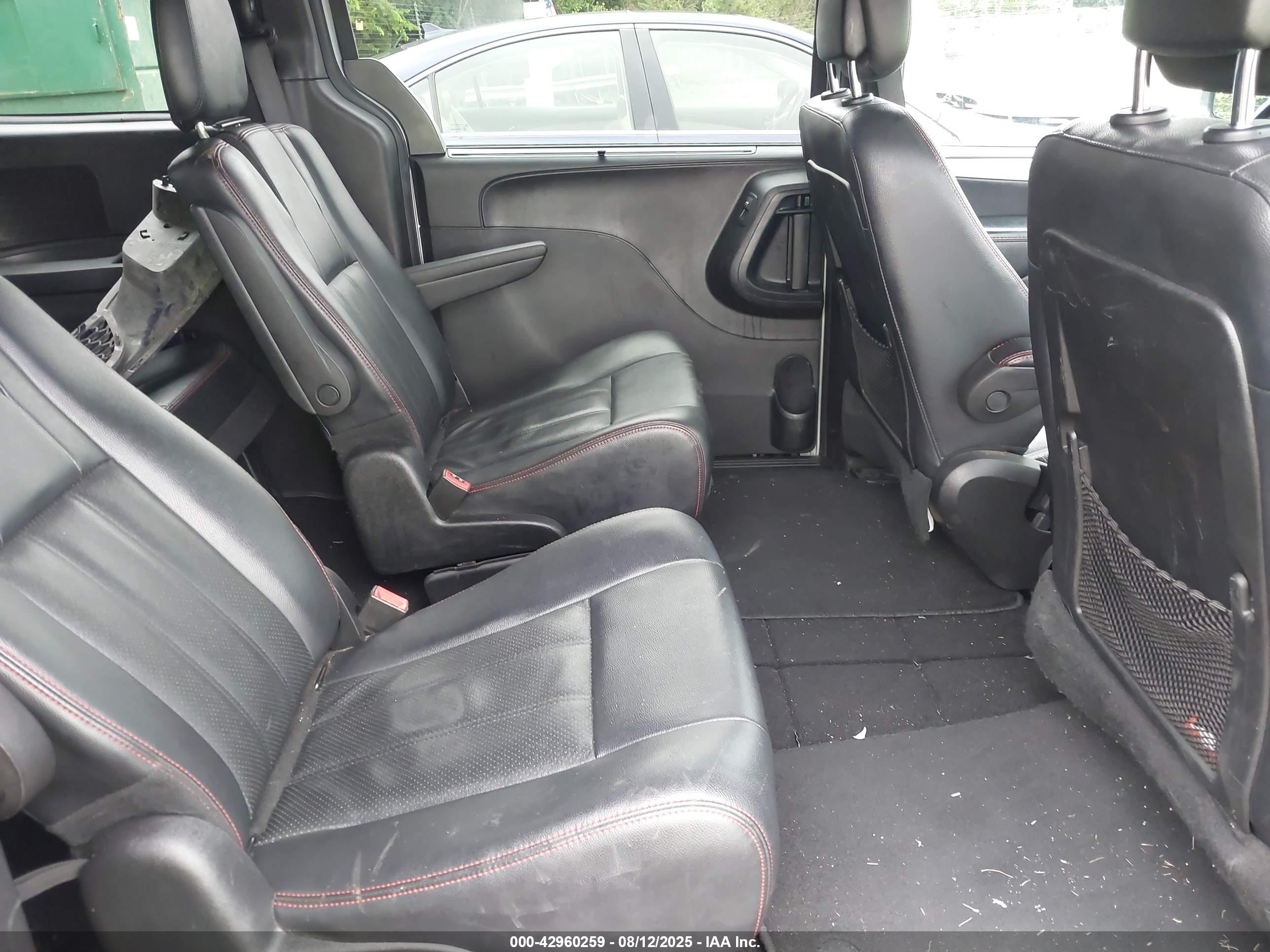 DODGE GRAND image 8
