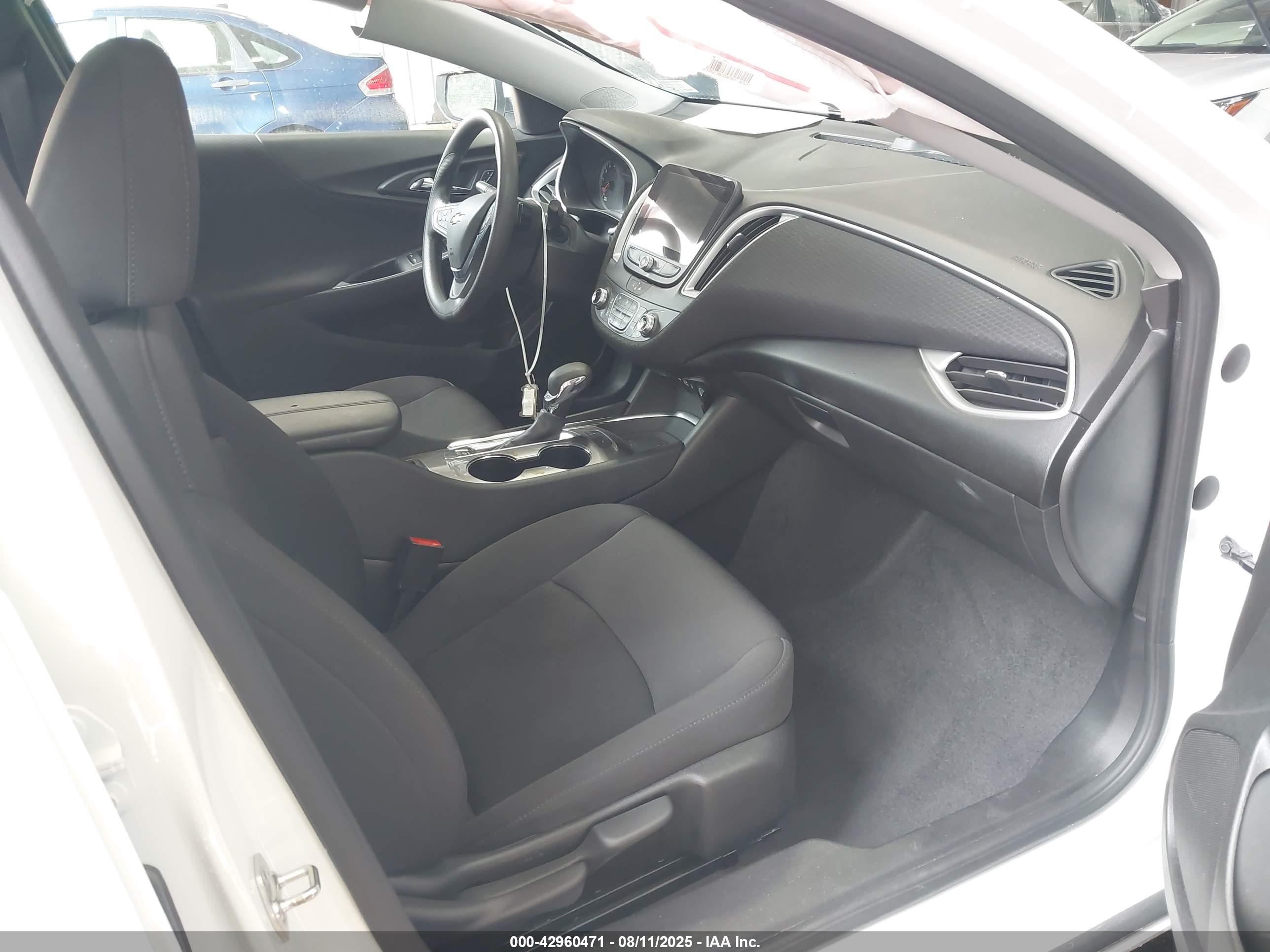 CHEVROLET MALIBU image 5