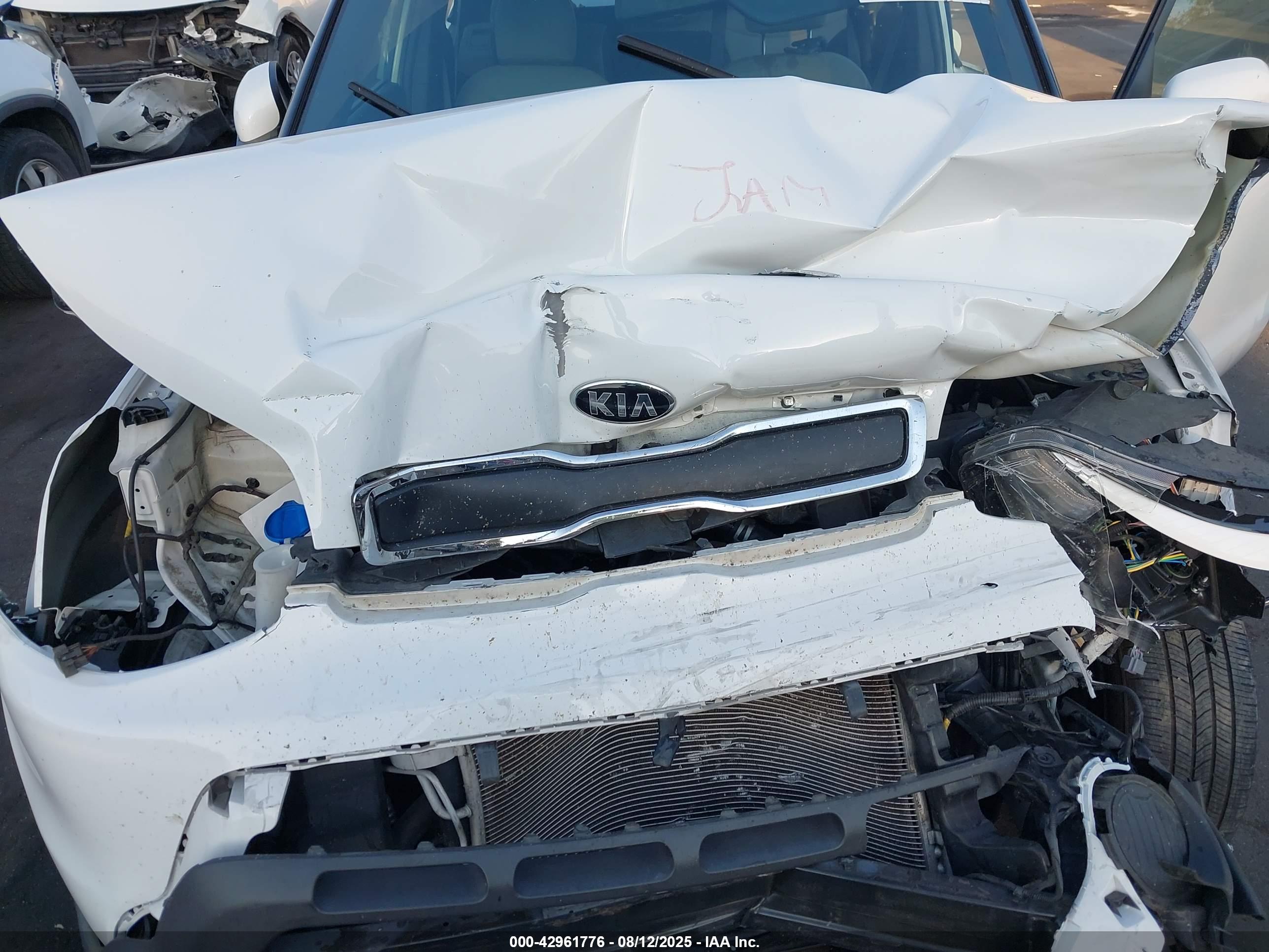 KIA SOUL image 10