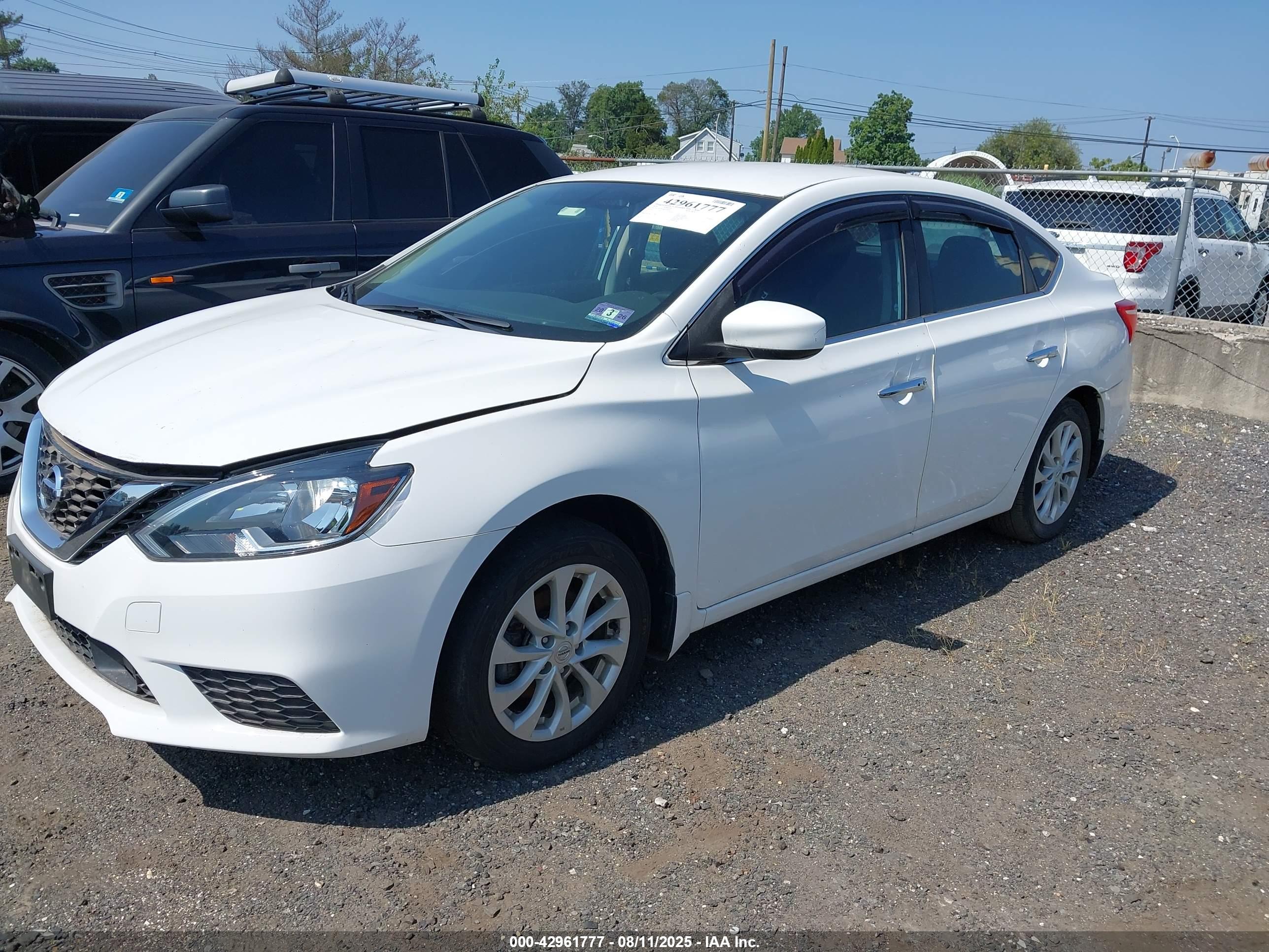 NISSAN SENTRA image 2
