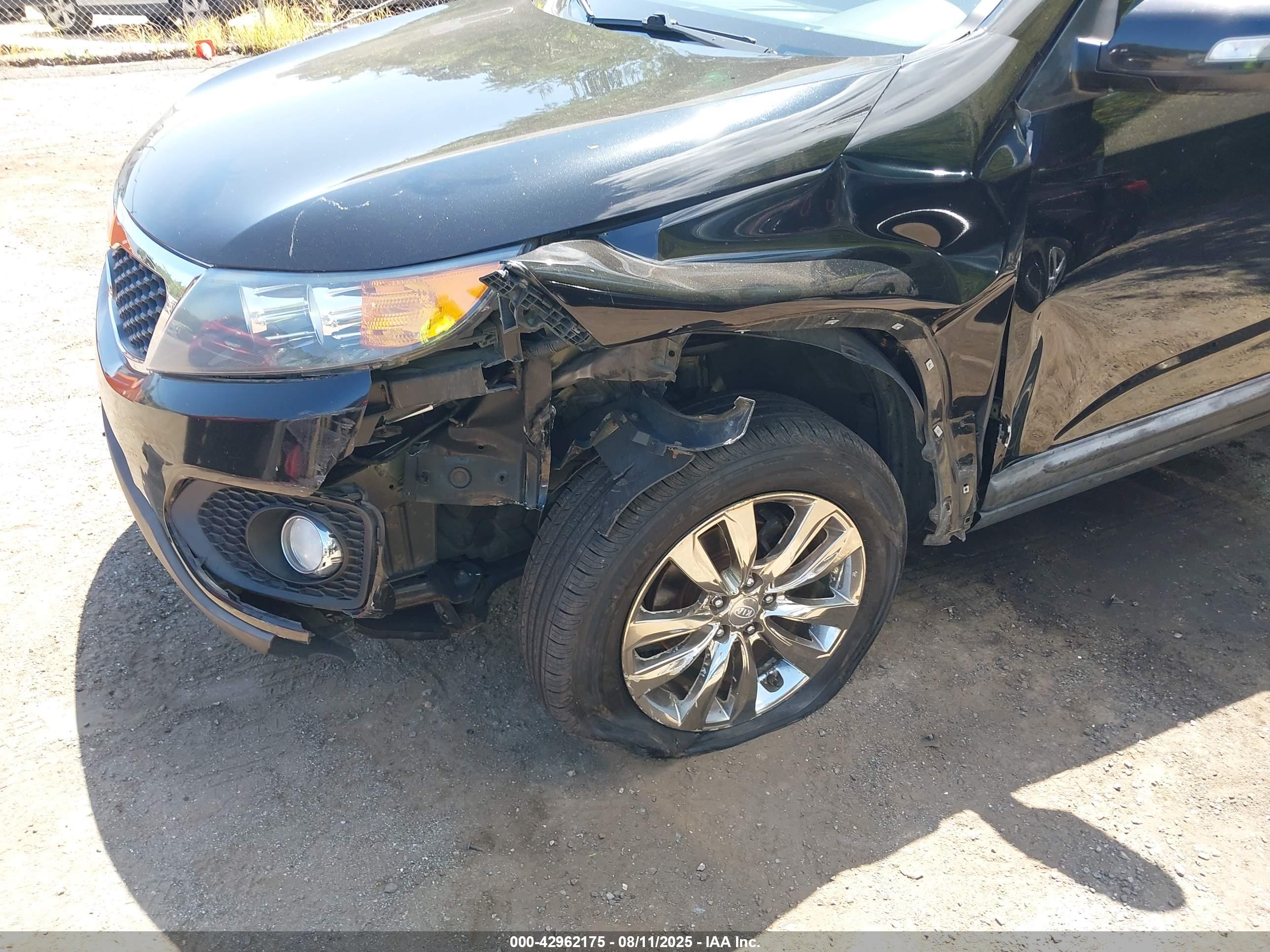 KIA SORENTO image 6