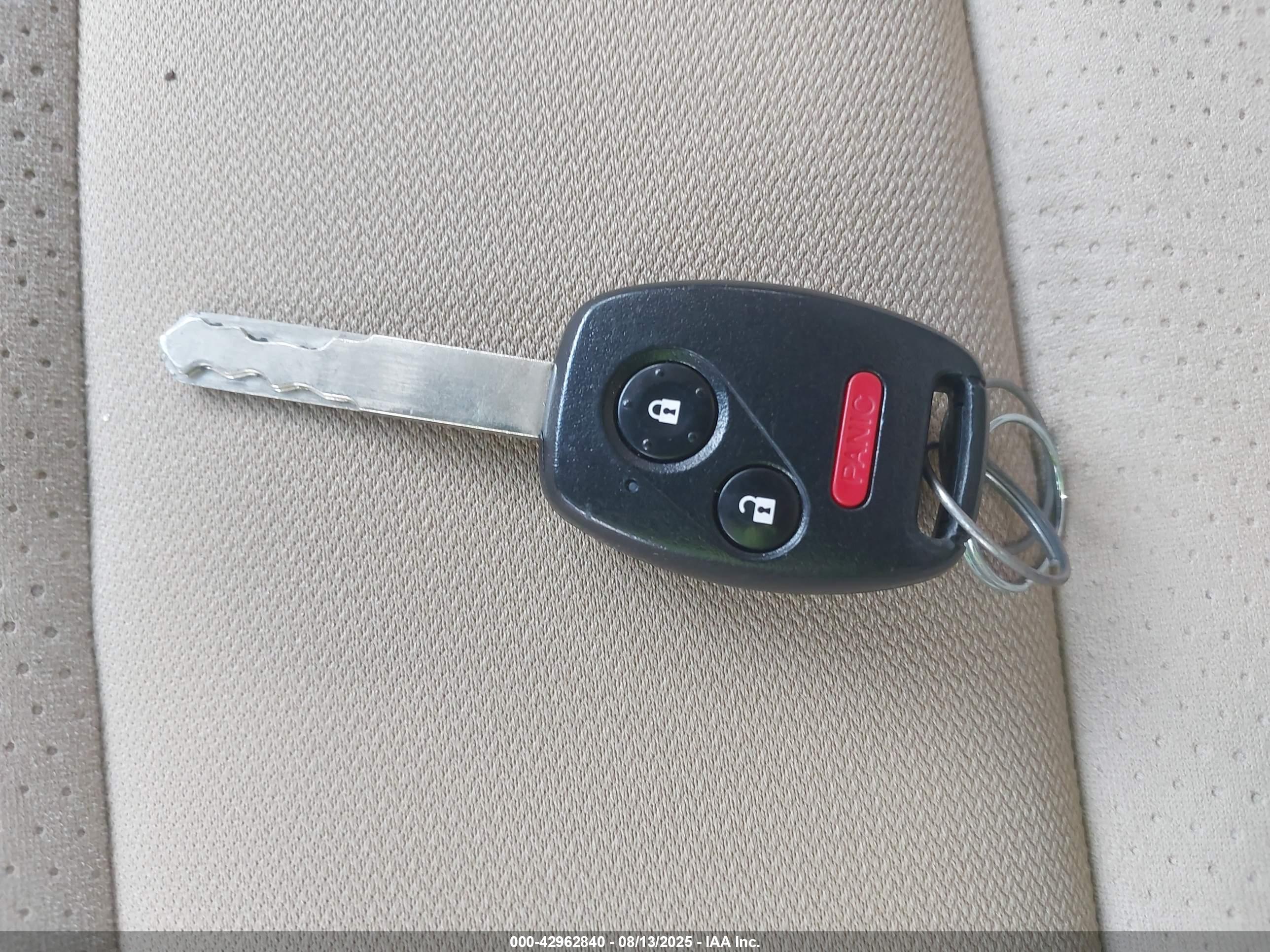 HONDA CR-V image 11