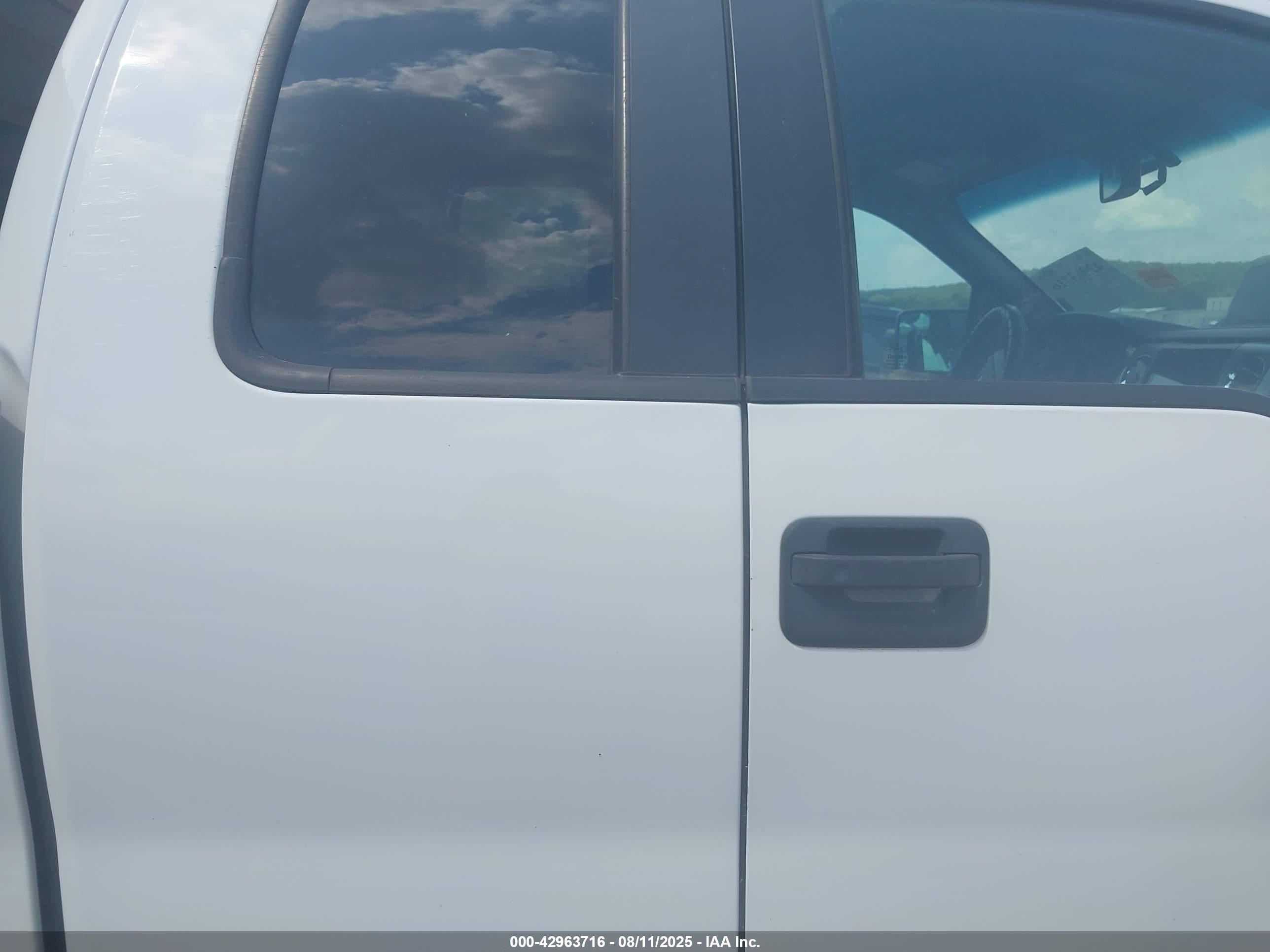 FORD F-150 image 8