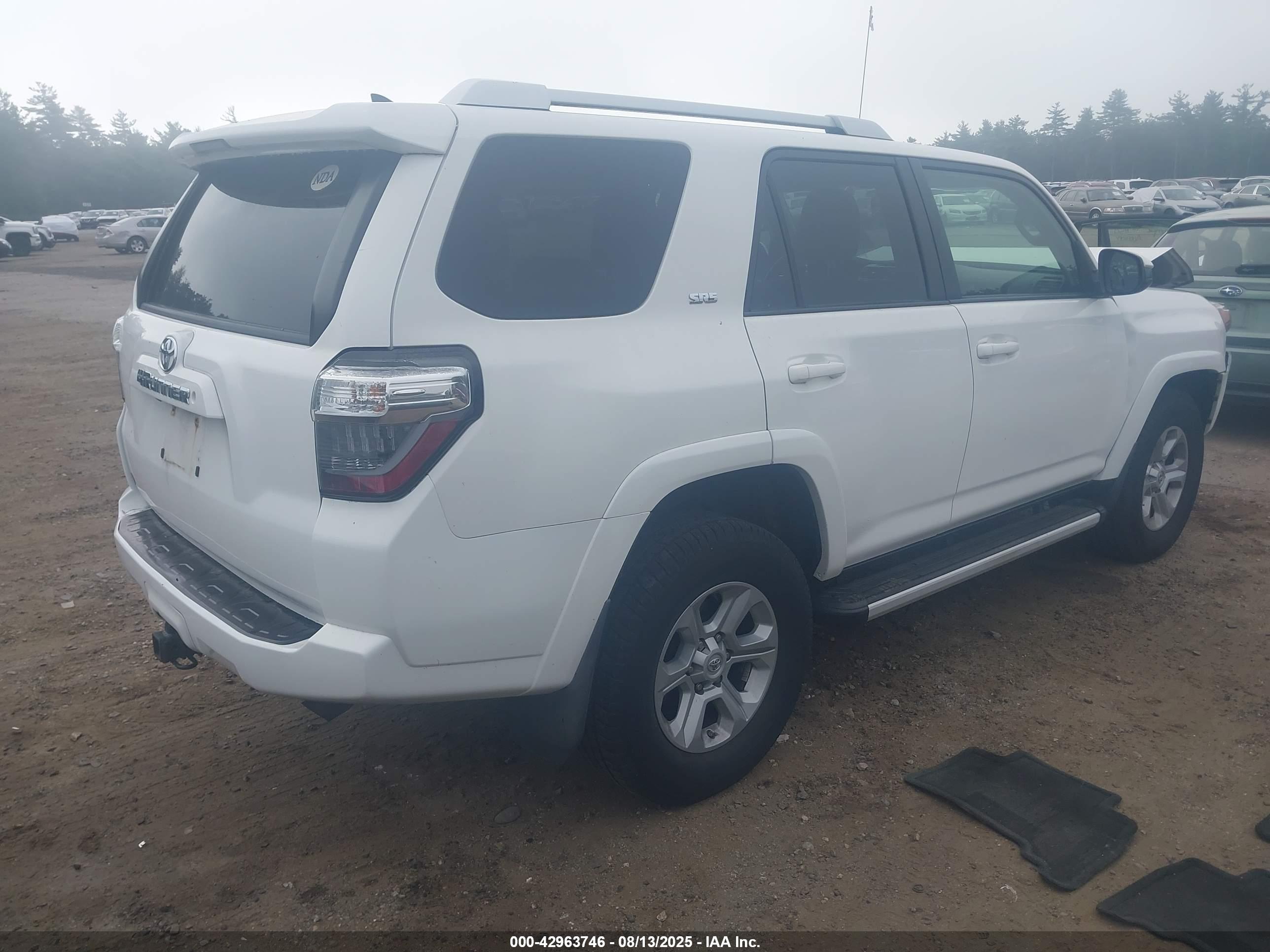 TOYOTA 4RUNNER image 4