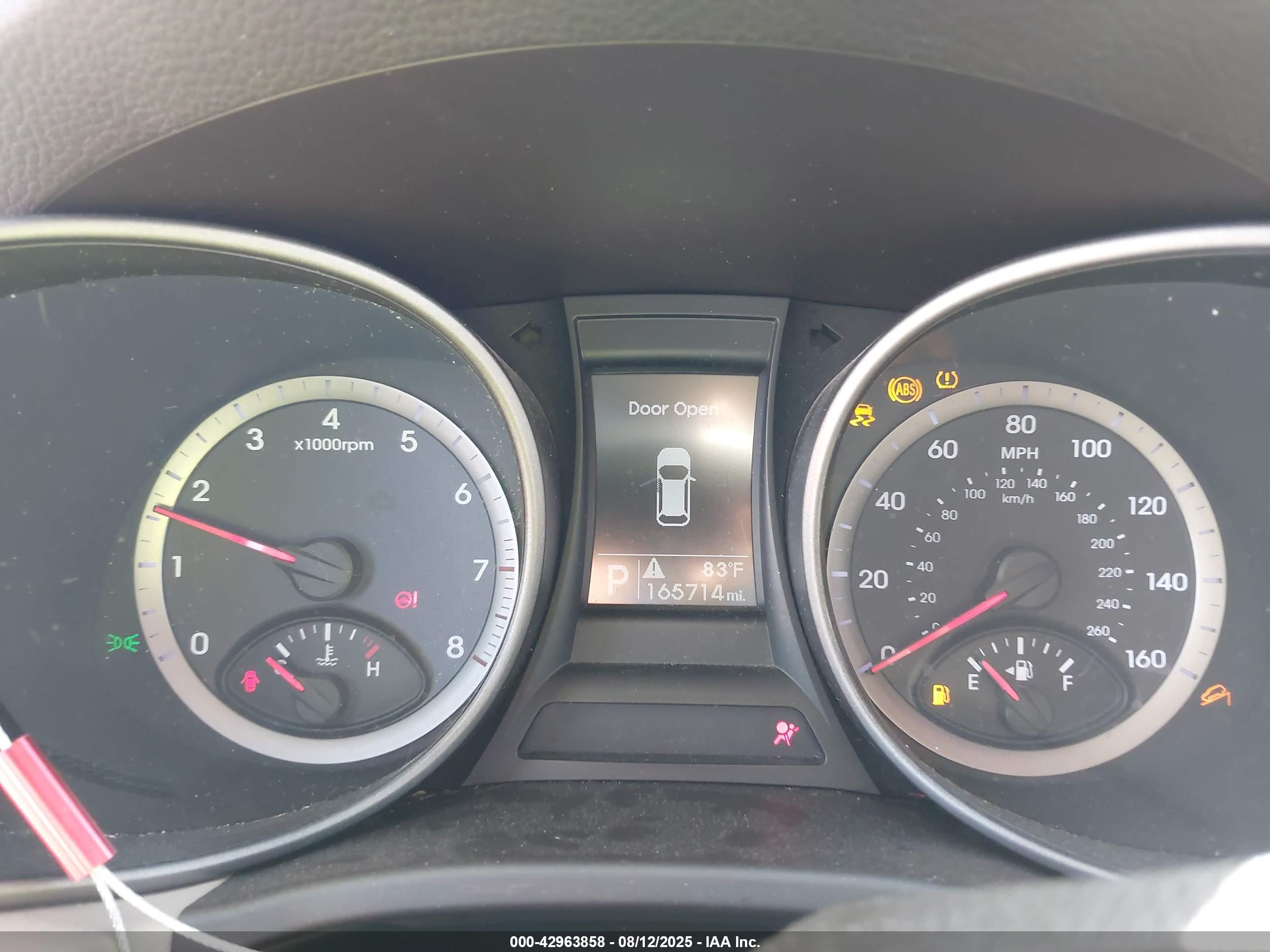 HYUNDAI SANTA image 7