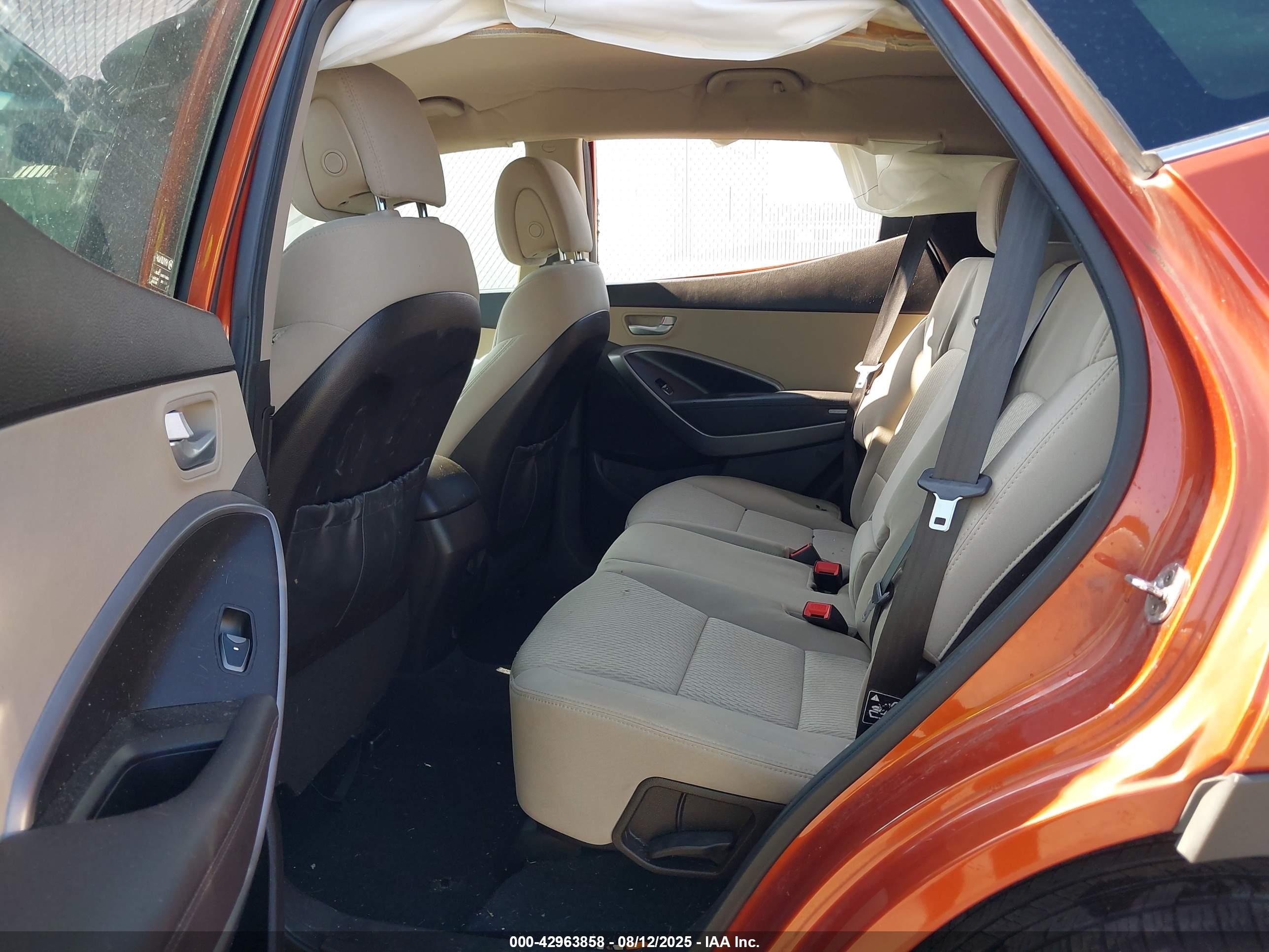 HYUNDAI SANTA image 8