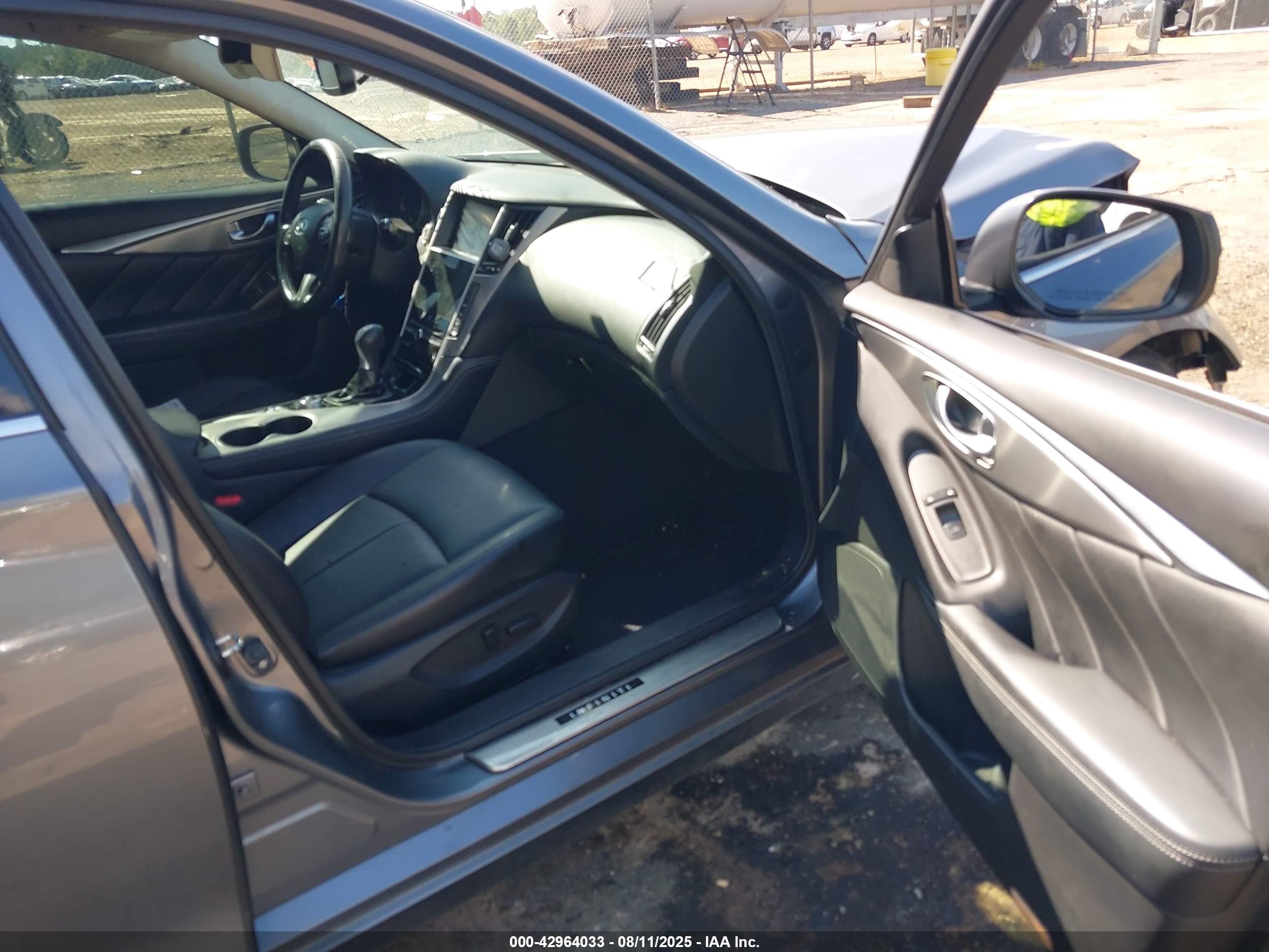 INFINITI Q50 image 5