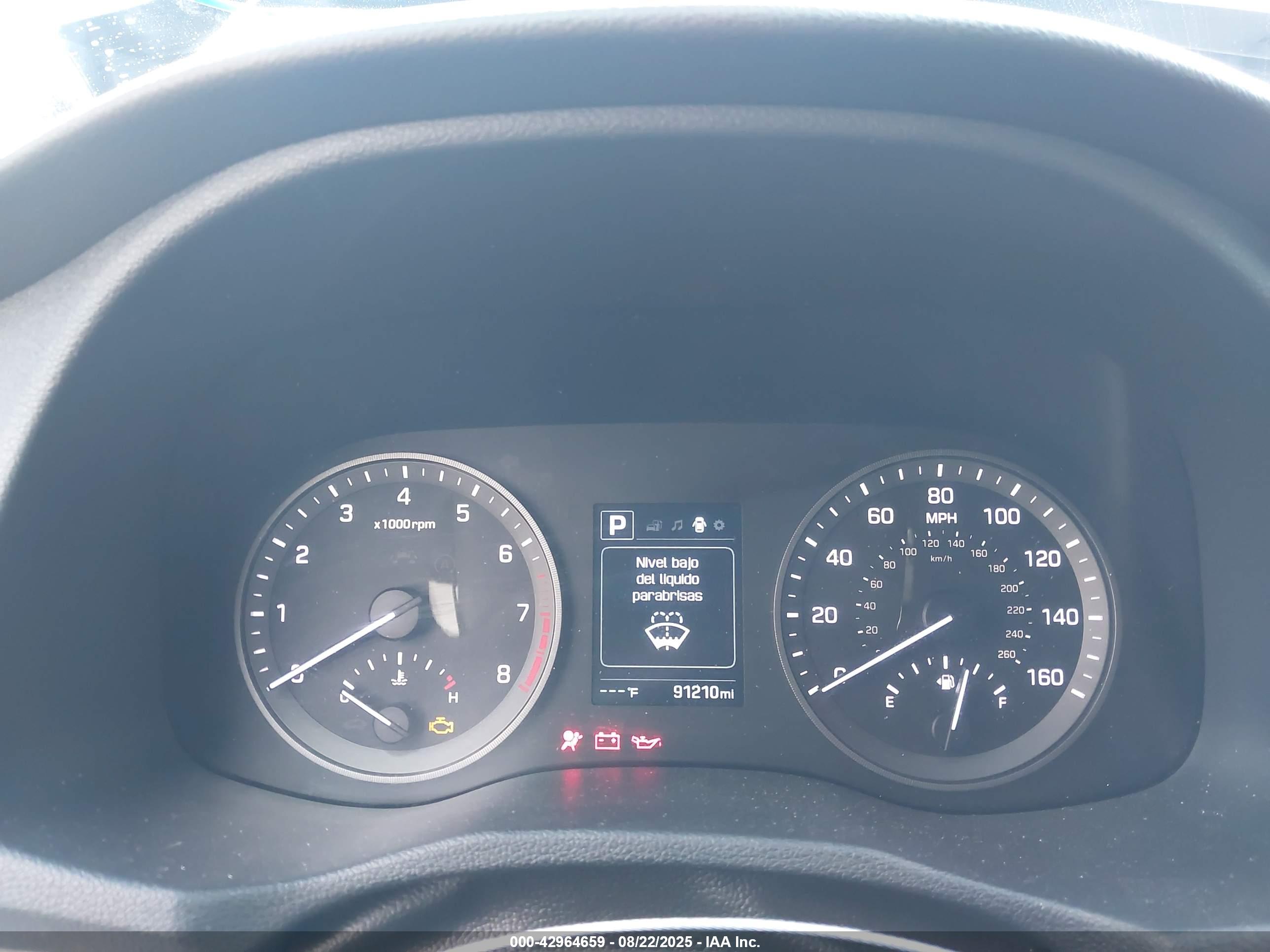 HYUNDAI TUCSON image 7