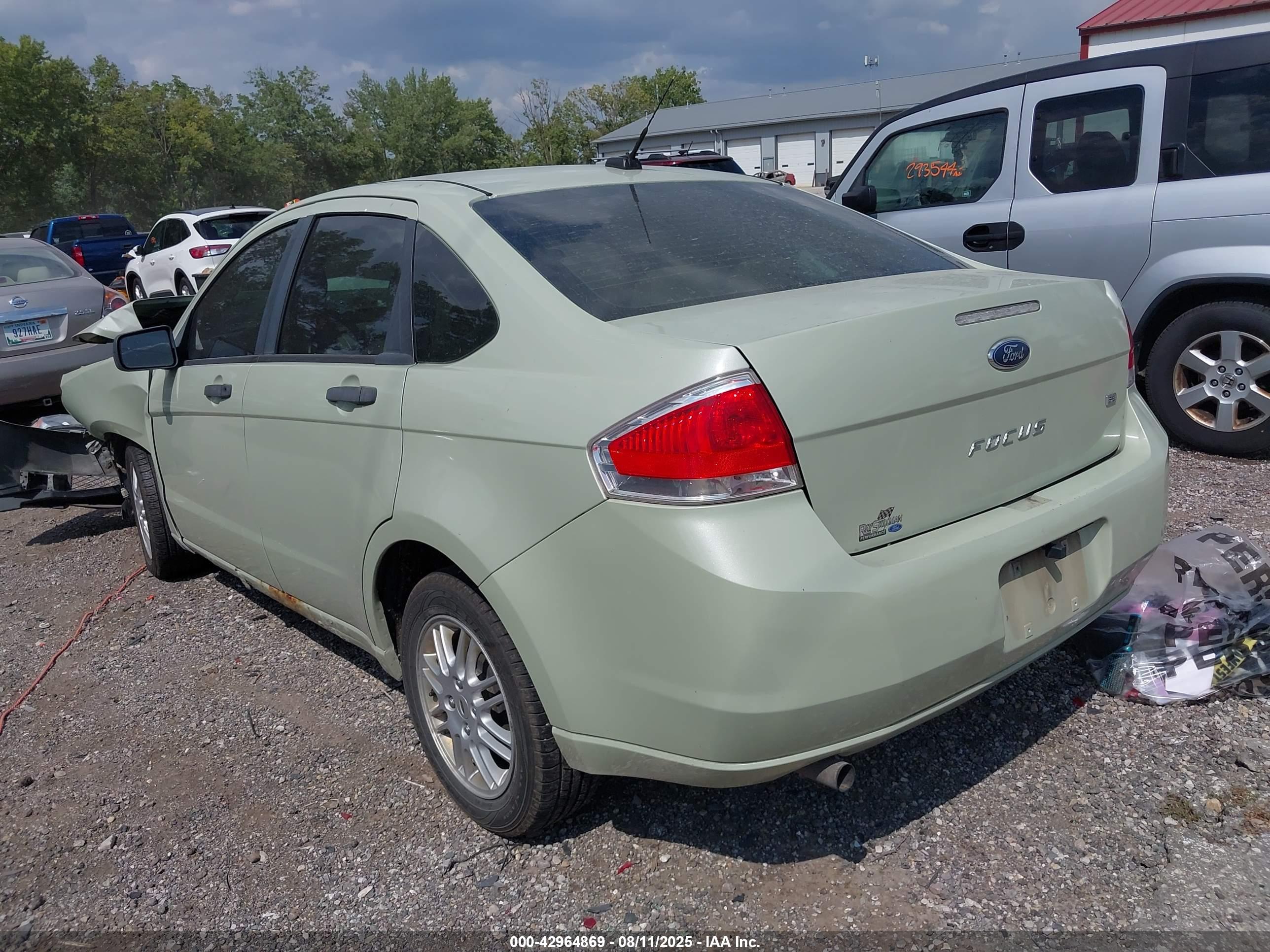 FORD FOCUS image 3
