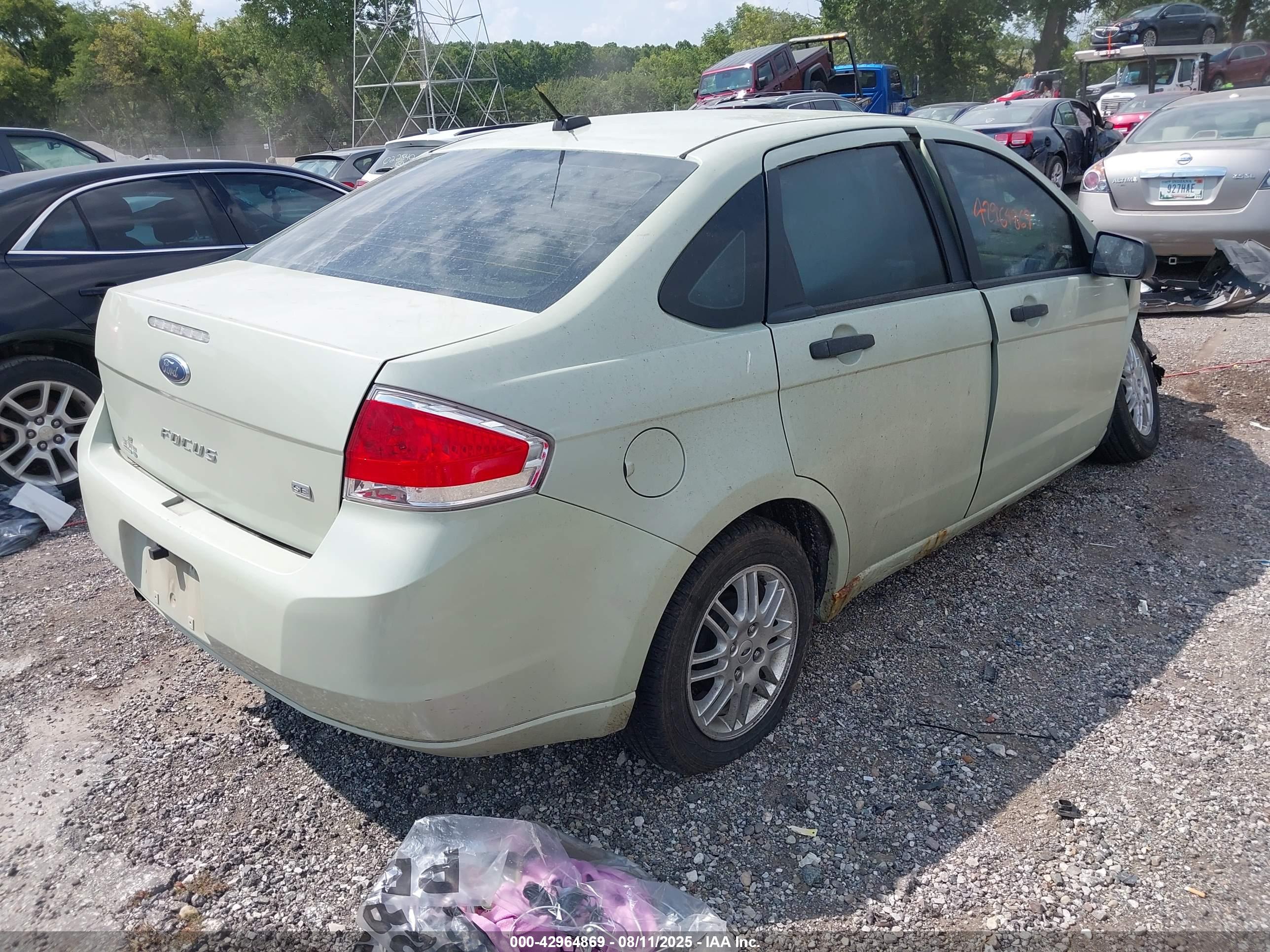 FORD FOCUS image 4