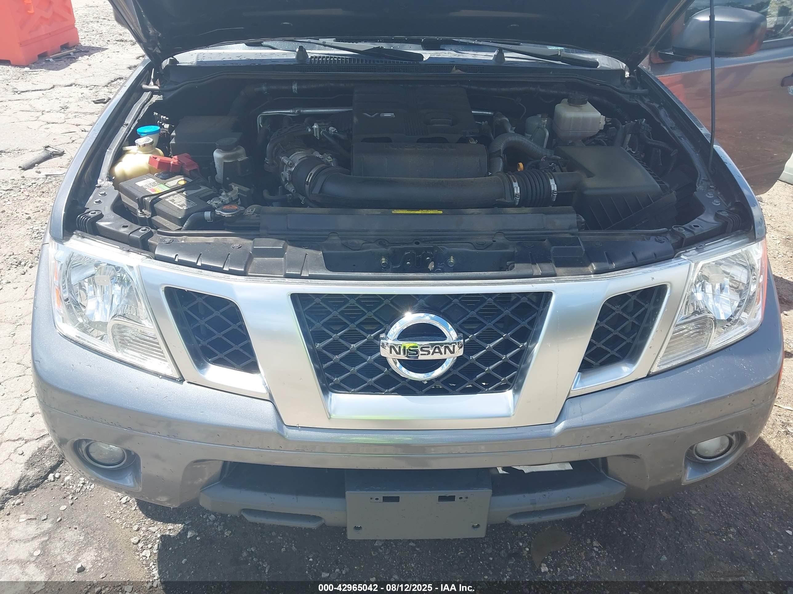 NISSAN FRONTIER image 10