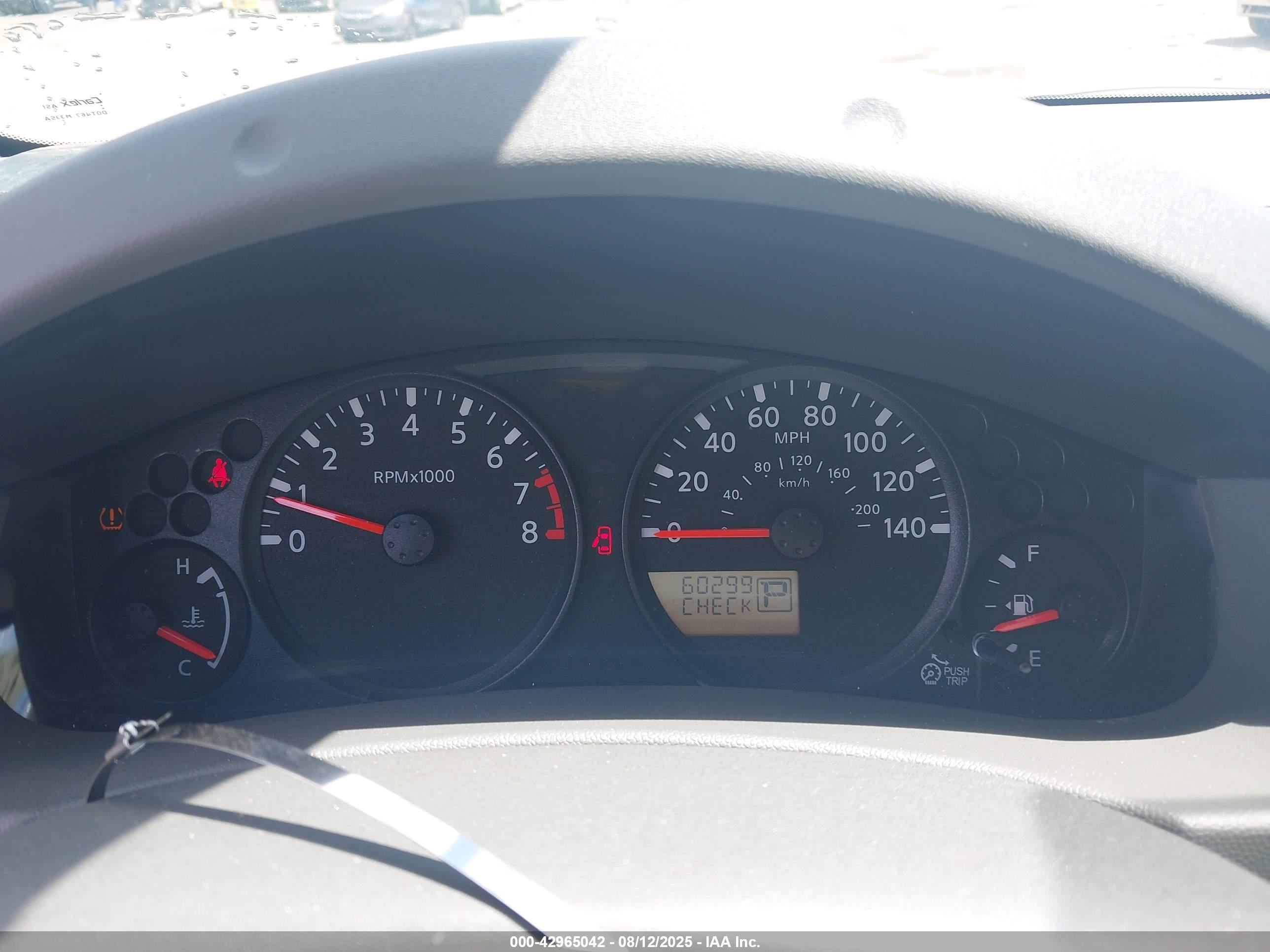 NISSAN FRONTIER image 7
