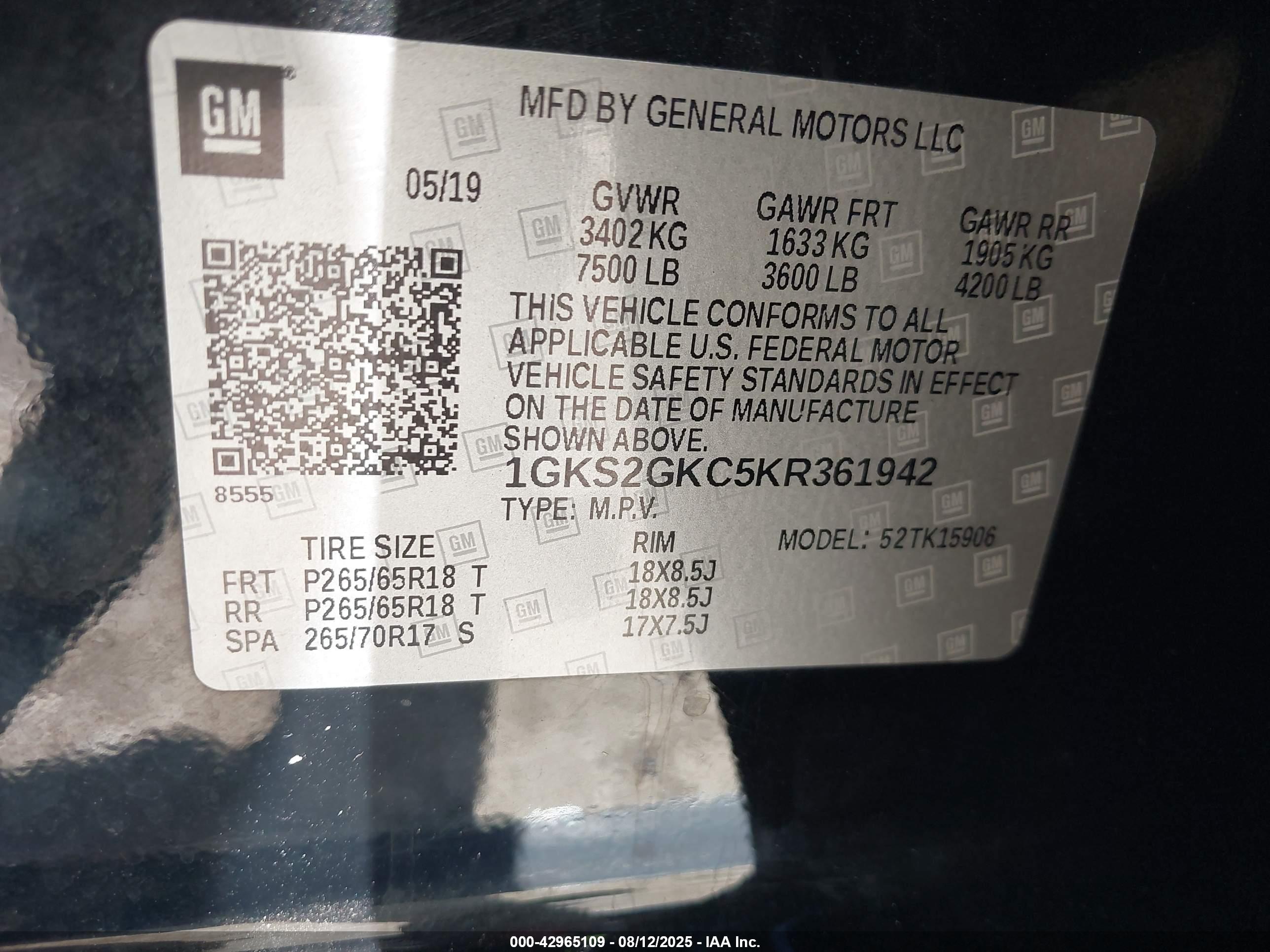 GMC YUKON image 9
