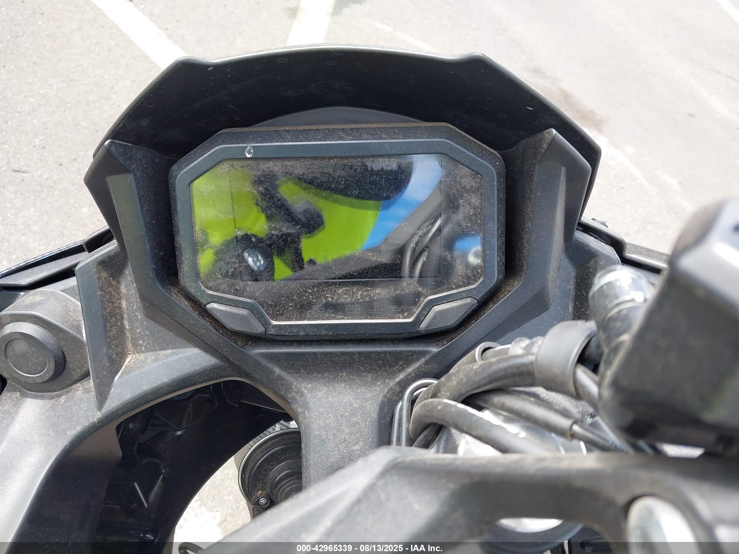 KAWASAKI EX650 image 7