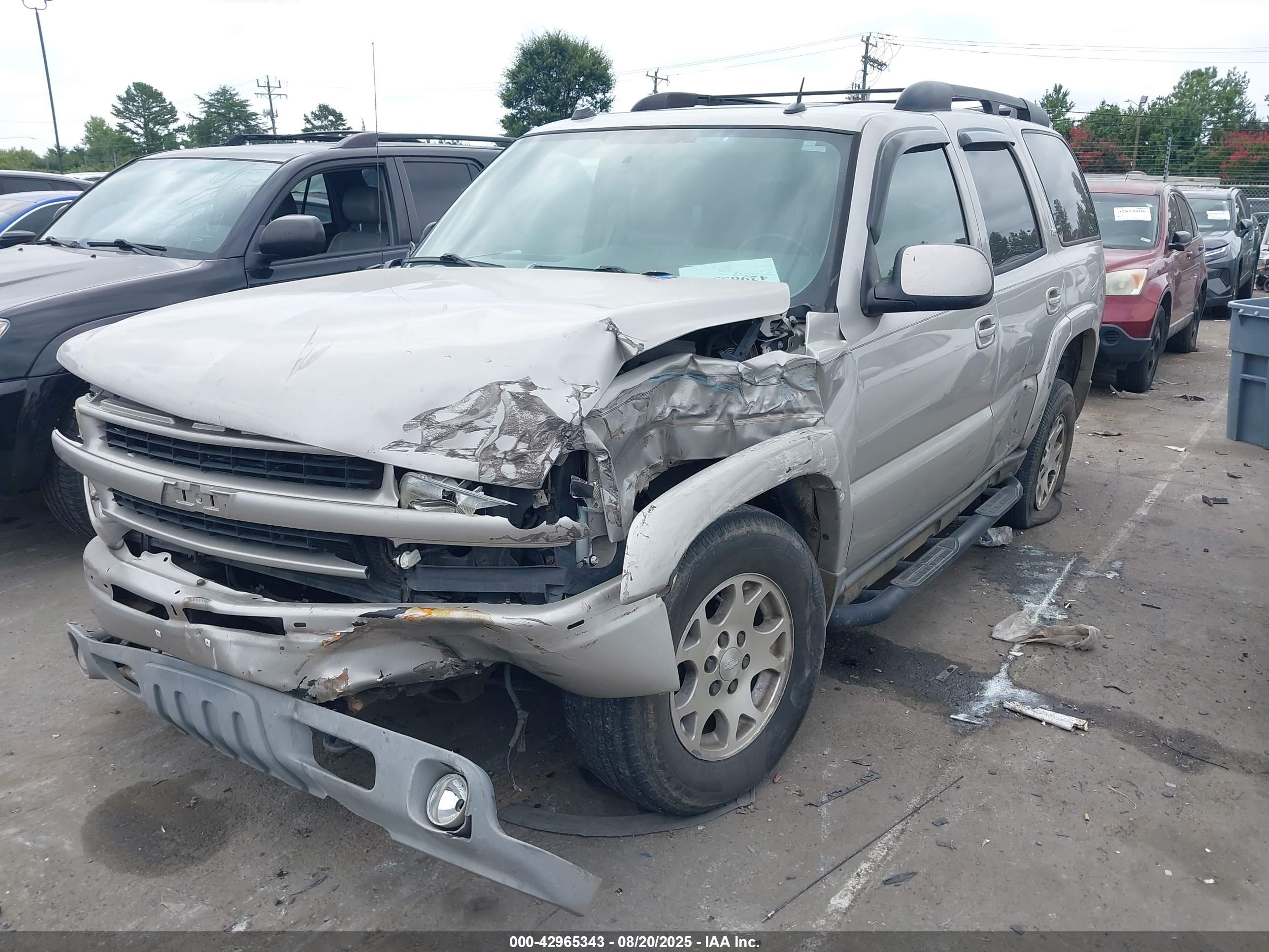 CHEVROLET TAHOE image 2