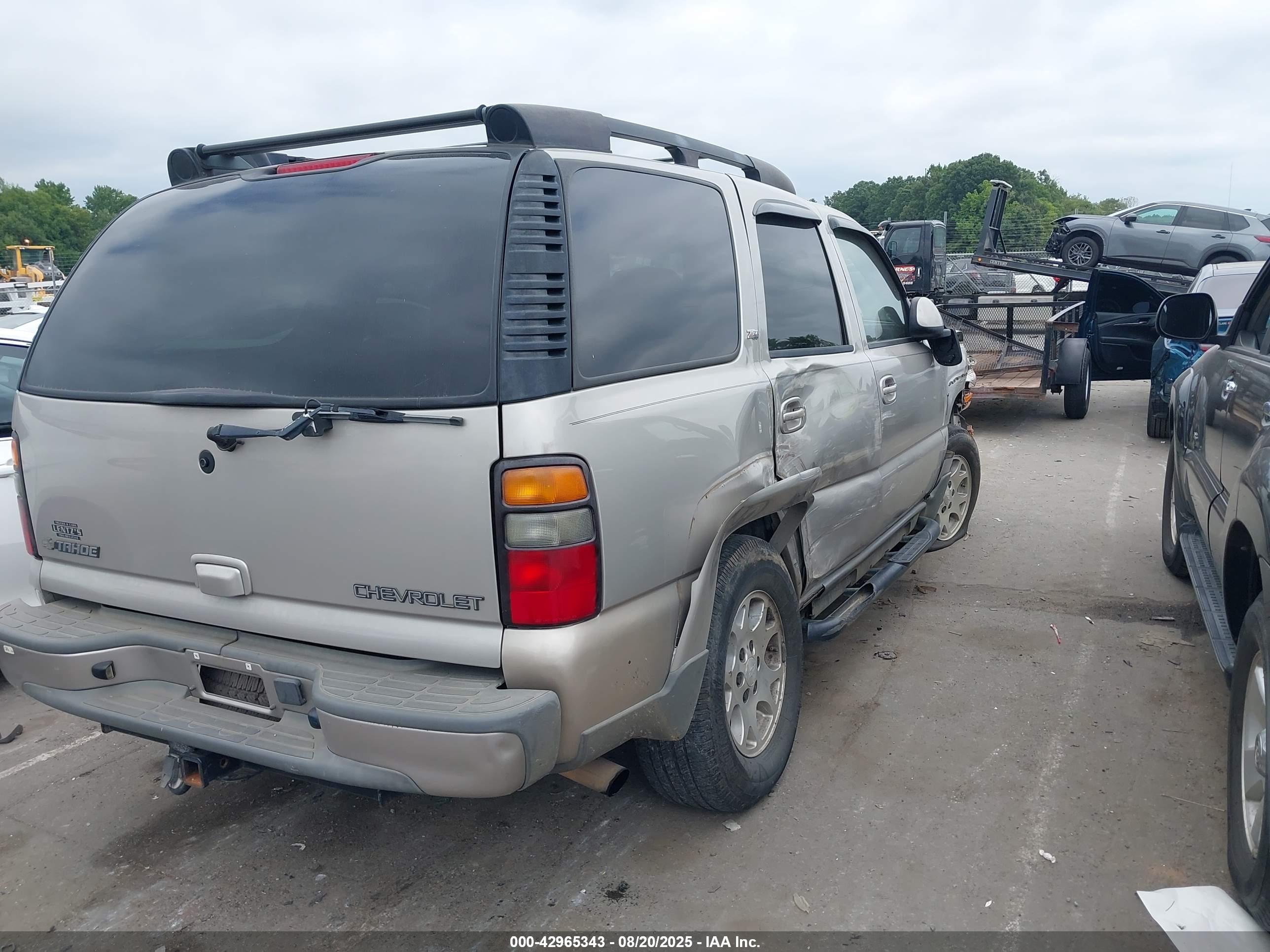 CHEVROLET TAHOE image 4
