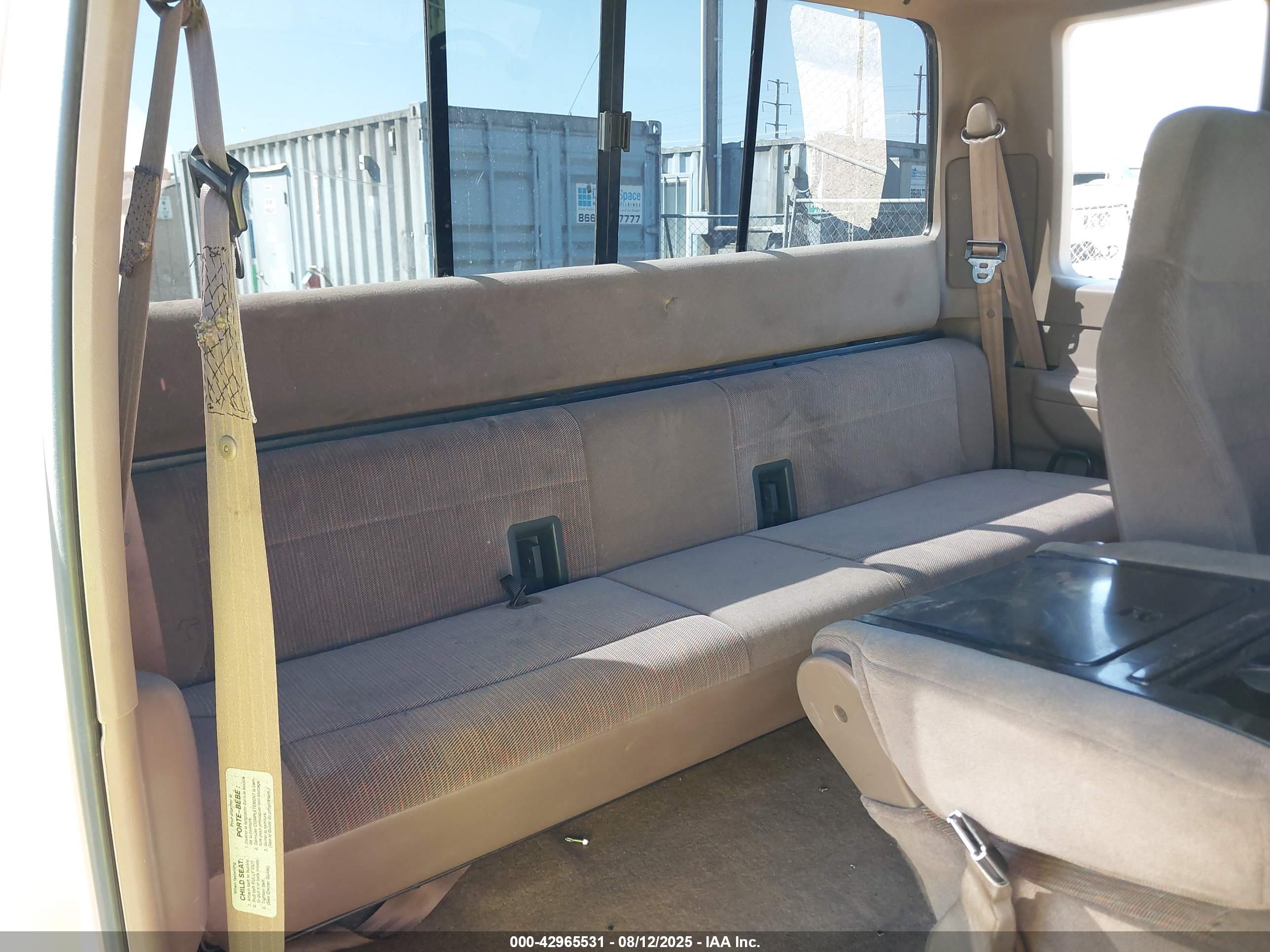 FORD F-250 image 8