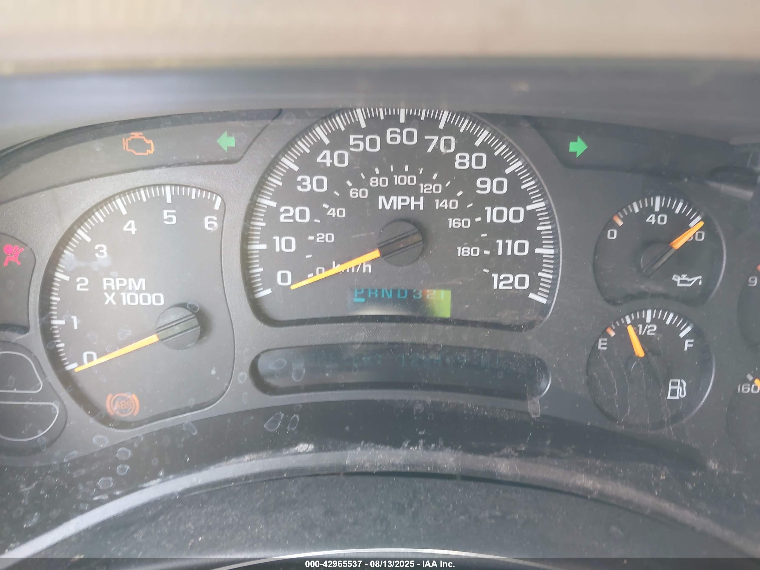 CHEVROLET TAHOE image 7