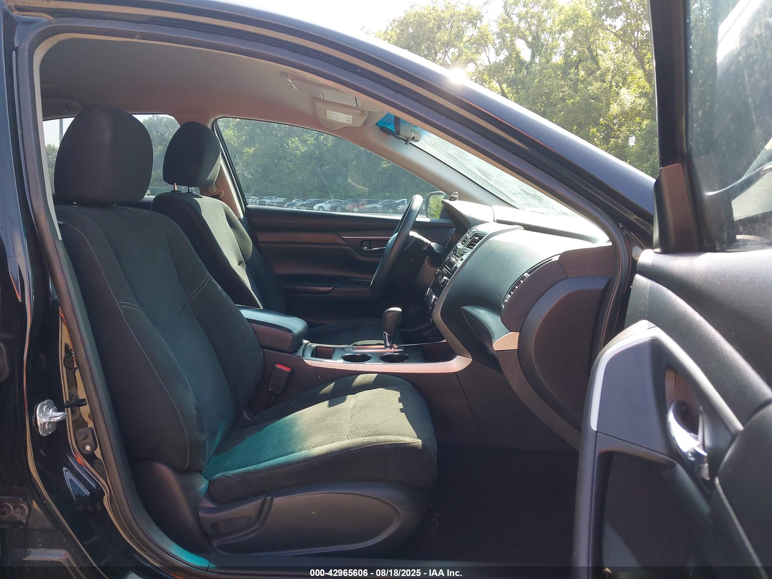 NISSAN ALTIMA image 5
