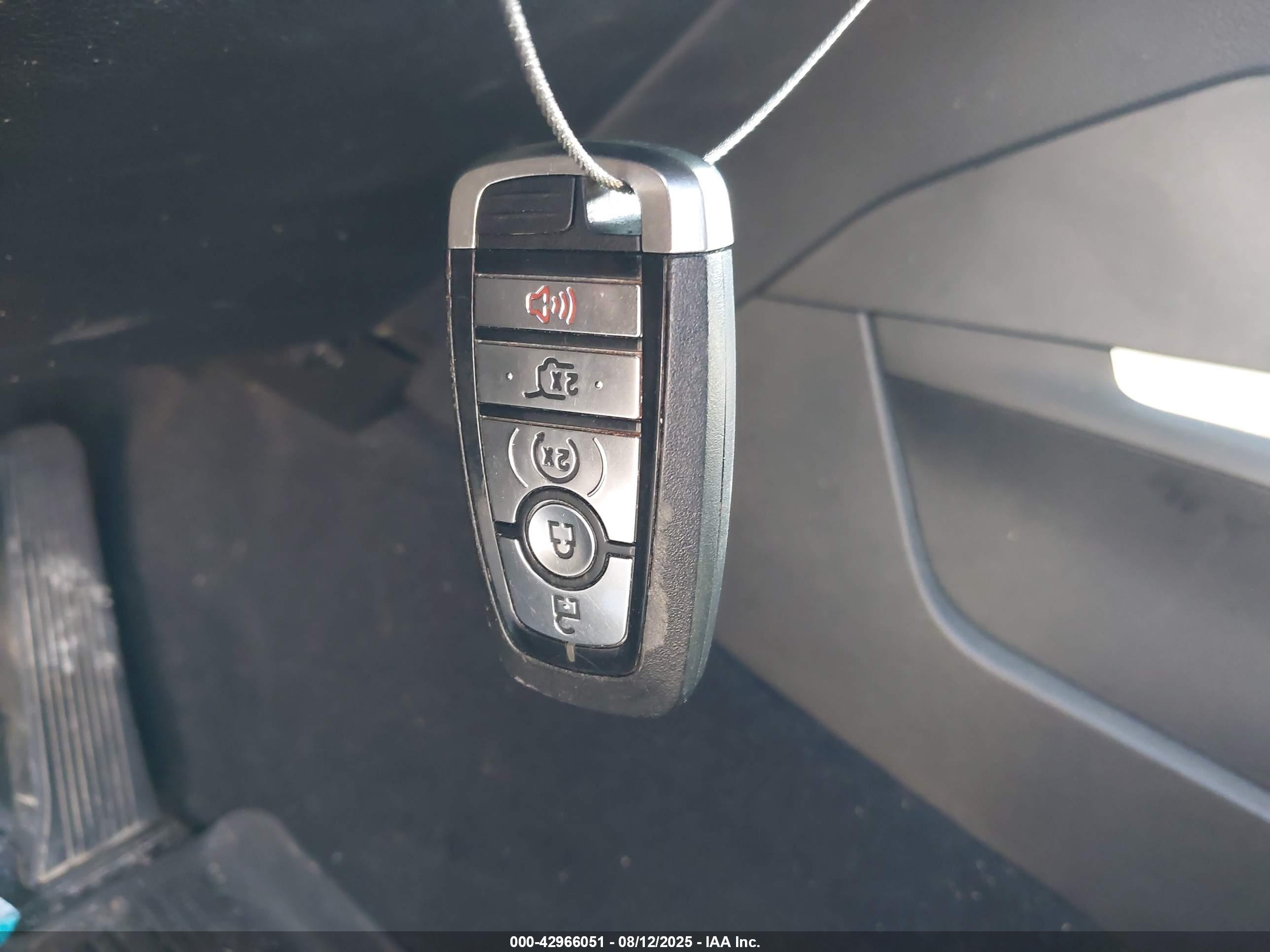 FORD EXPLORER image 11