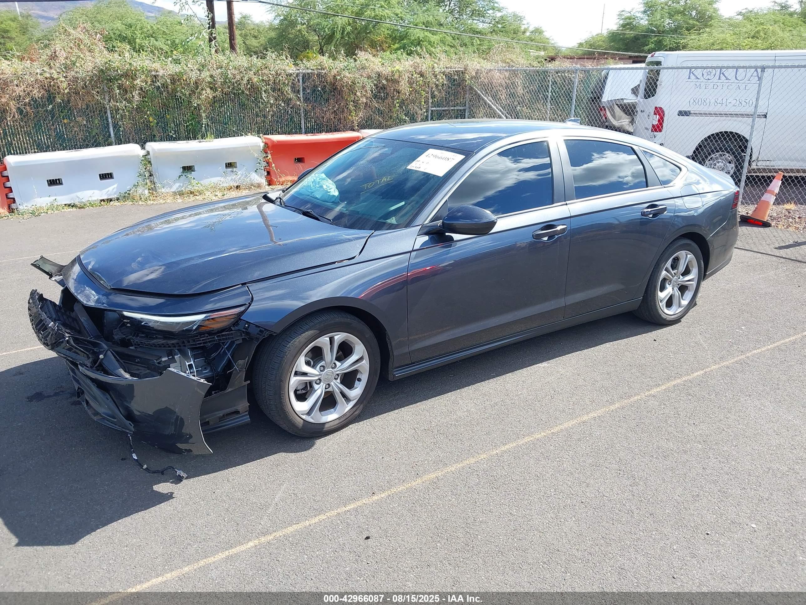 HONDA ACCORD image 2