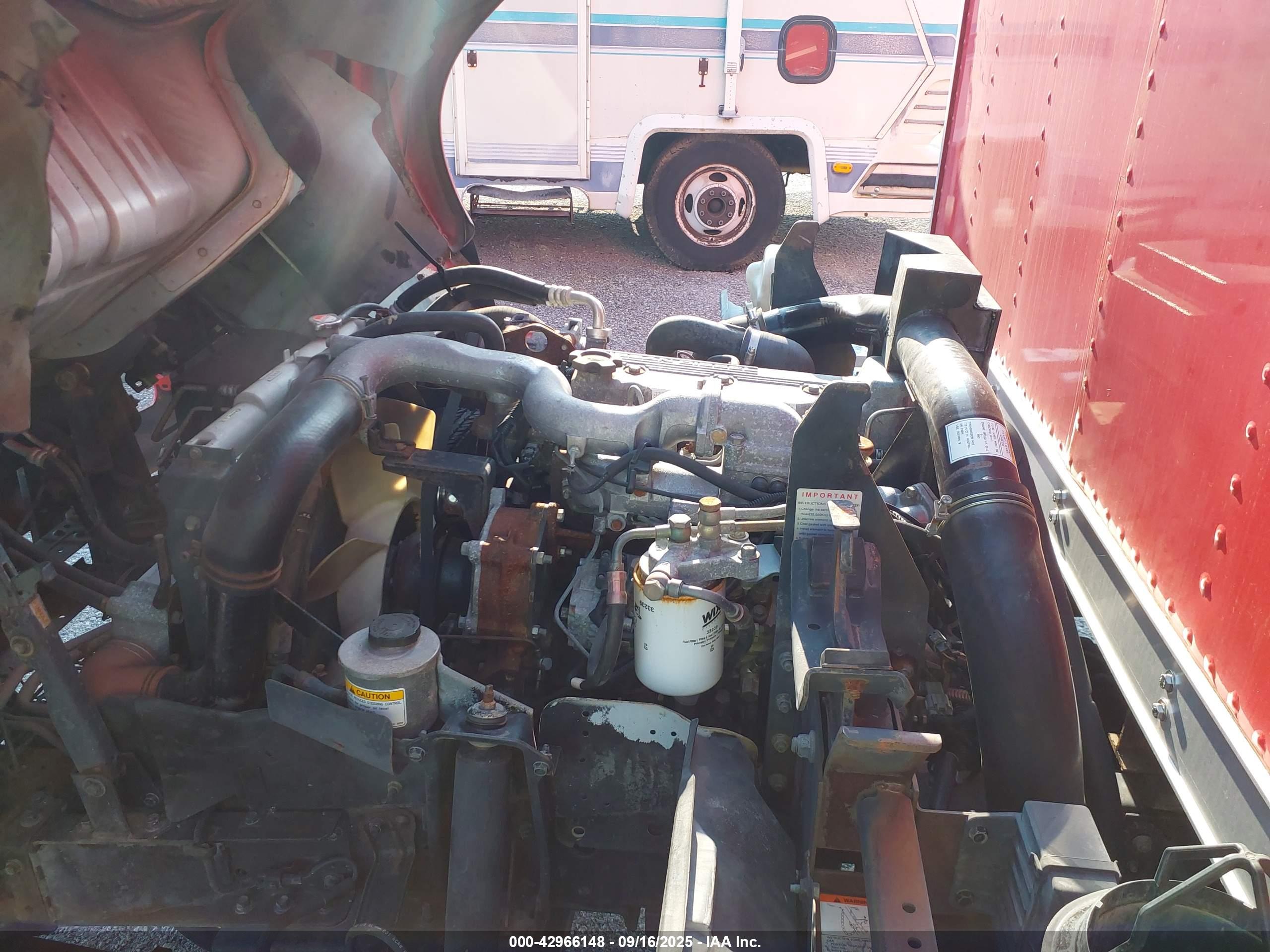 NISSAN DIESEL image 10