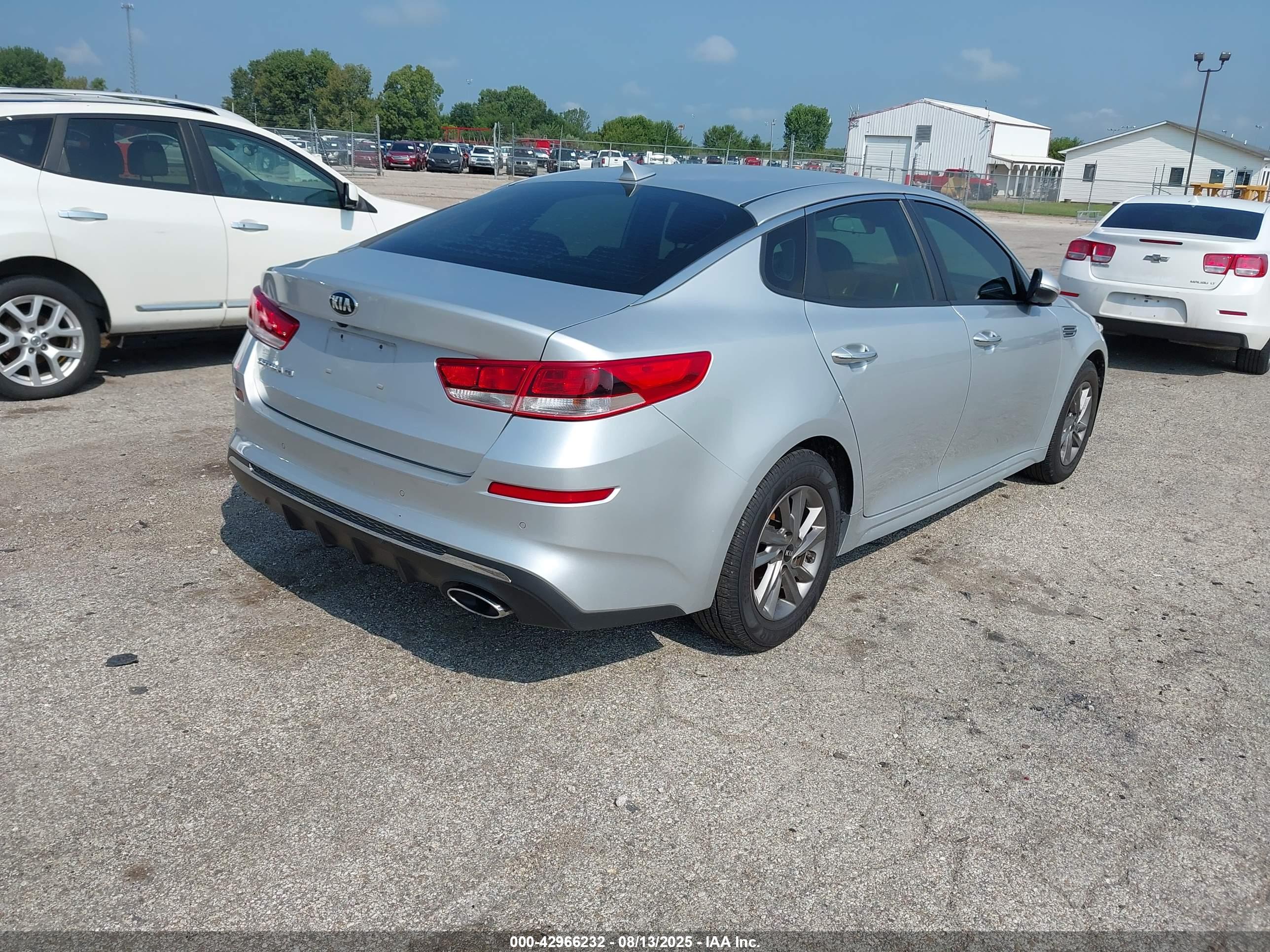 KIA OPTIMA image 4