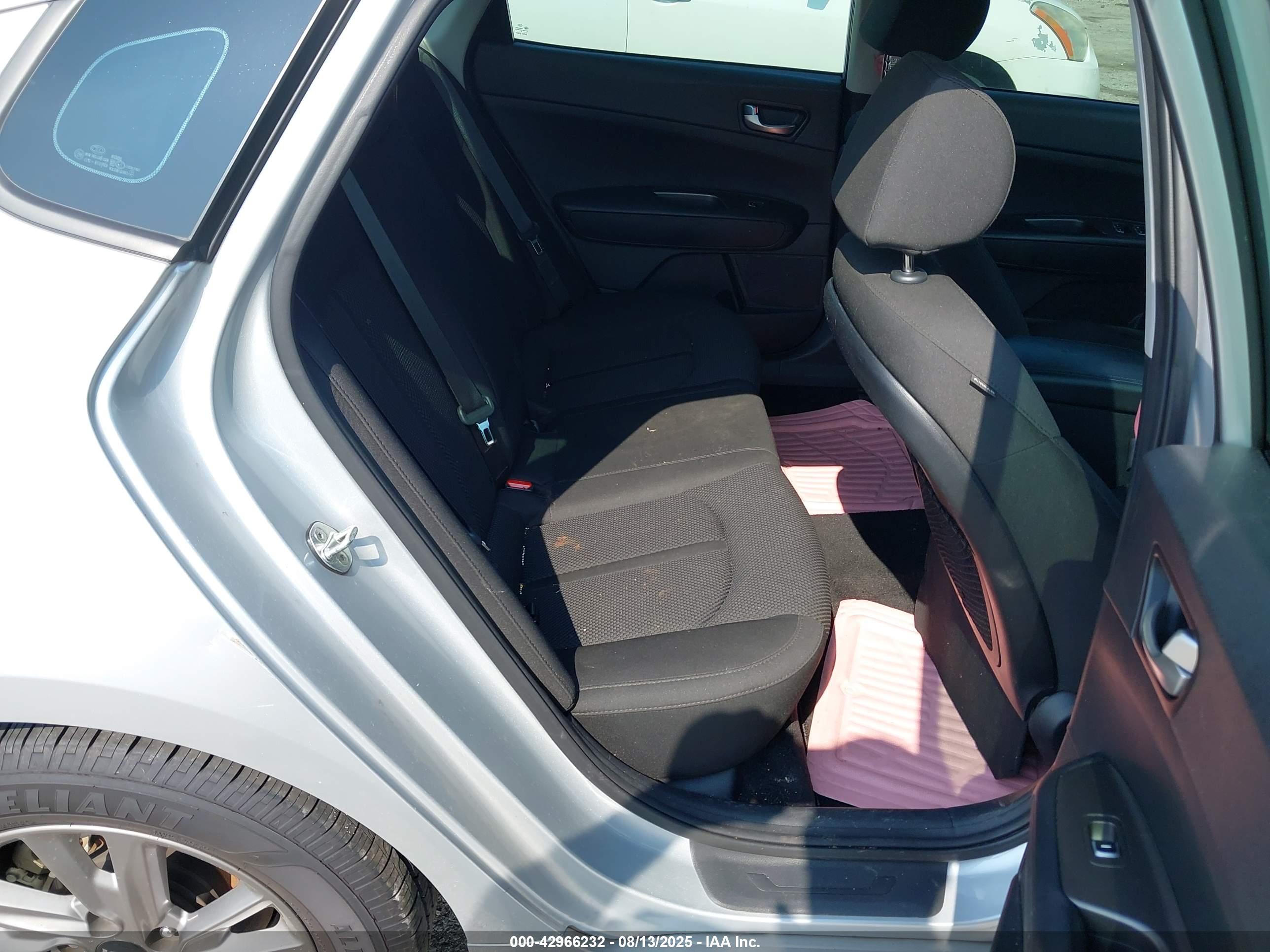 KIA OPTIMA image 8