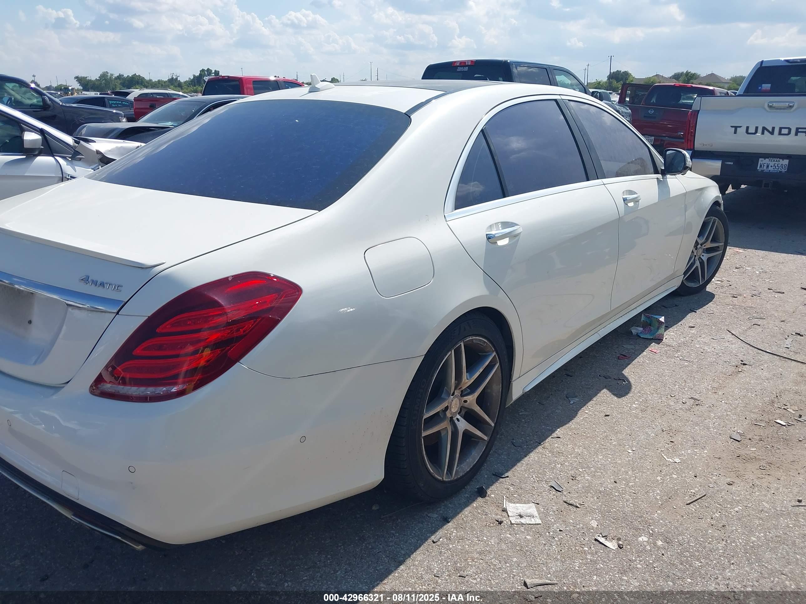 MERCEDES-BENZ S image 4