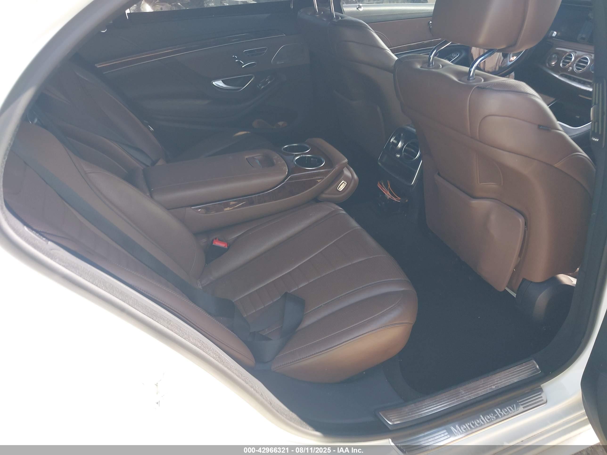MERCEDES-BENZ S image 8