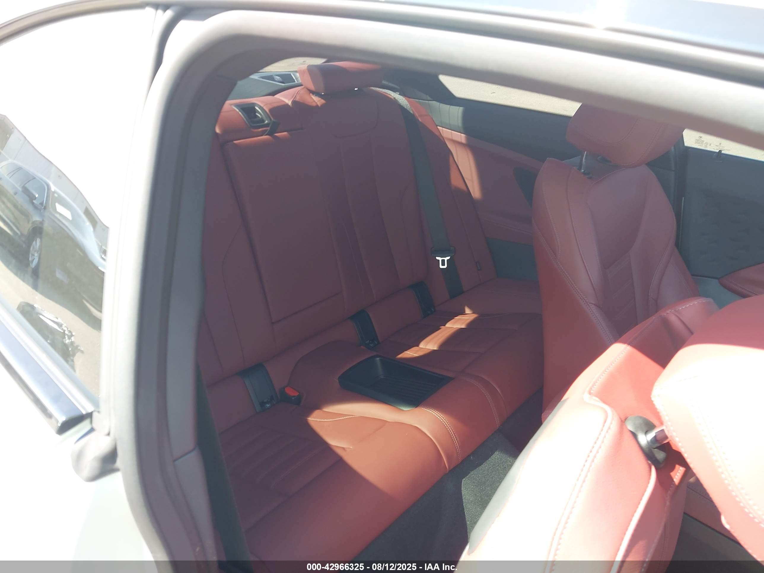 BMW M240 image 8