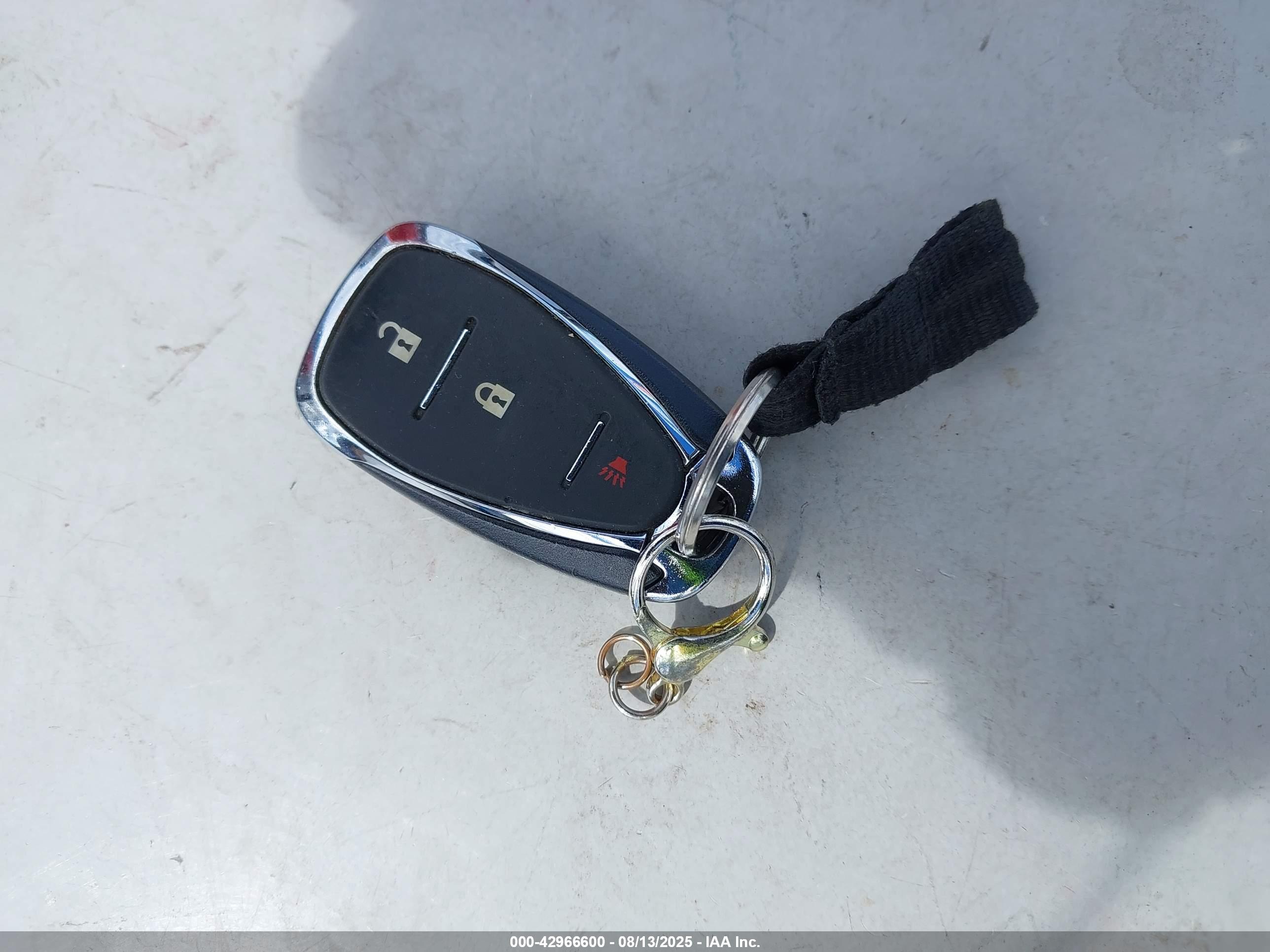 CHEVROLET TRAVERSE image 11