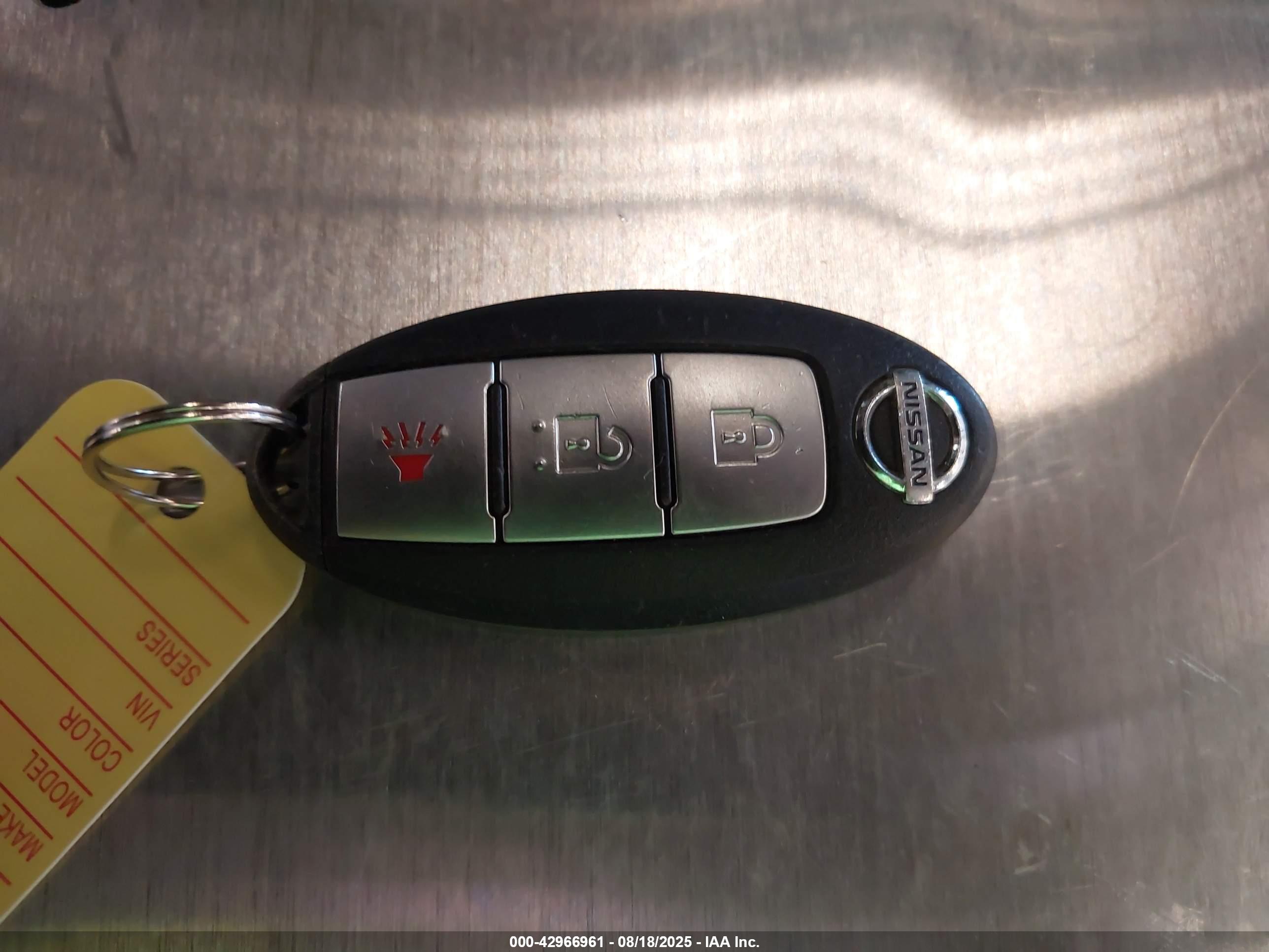 NISSAN PATHFINDER image 11