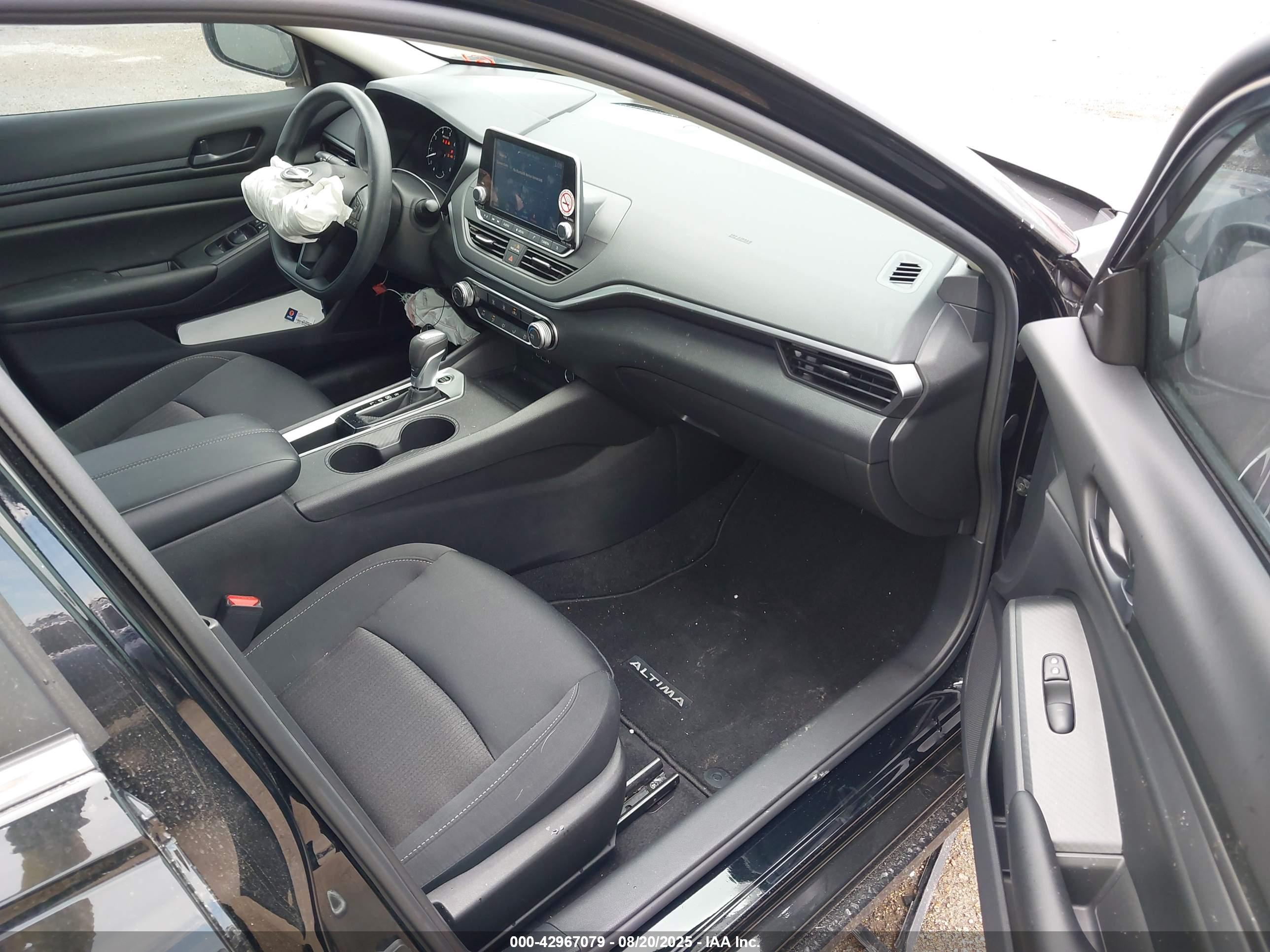 NISSAN ALTIMA image 5