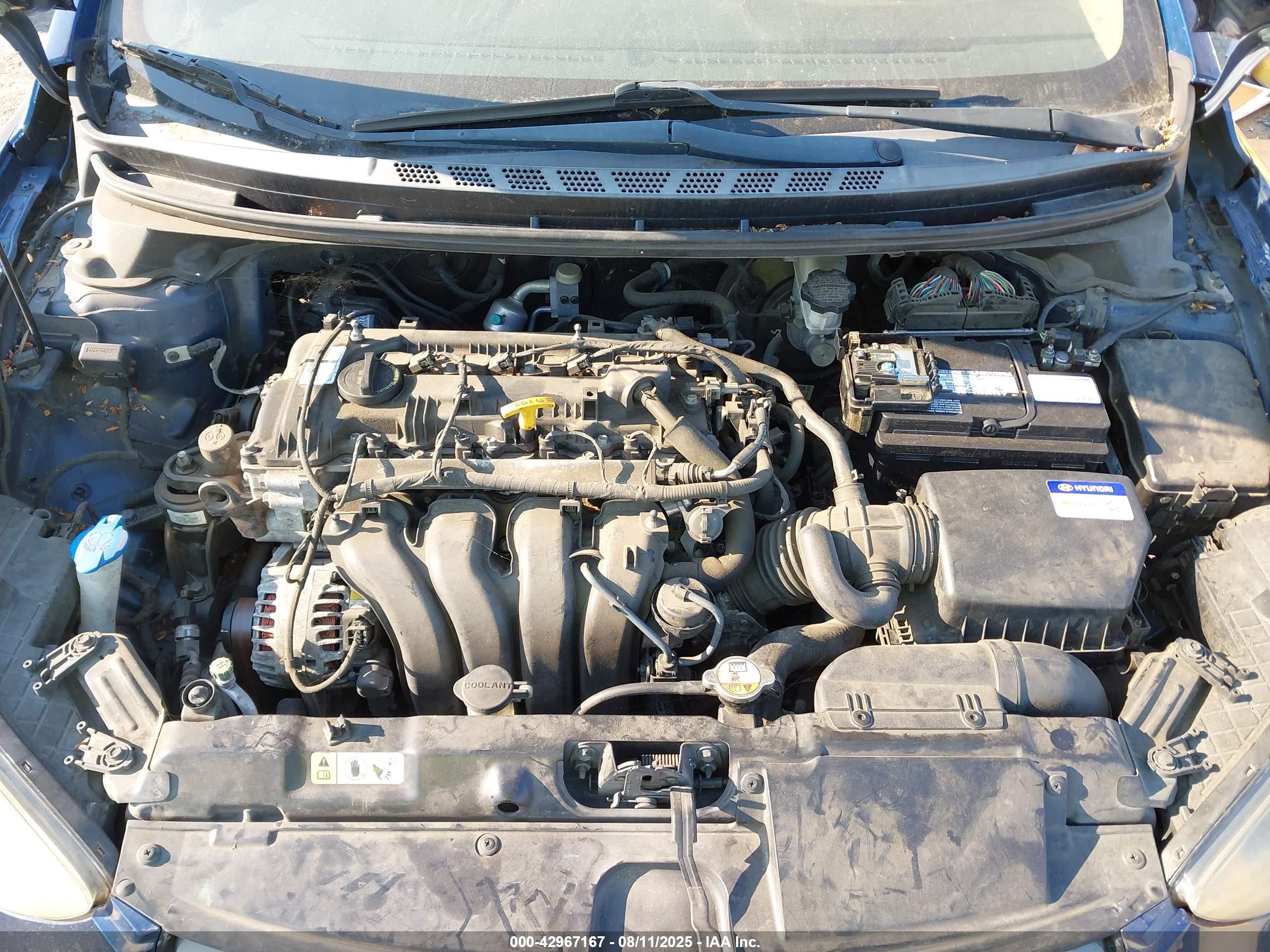 HYUNDAI ELANTRA image 10