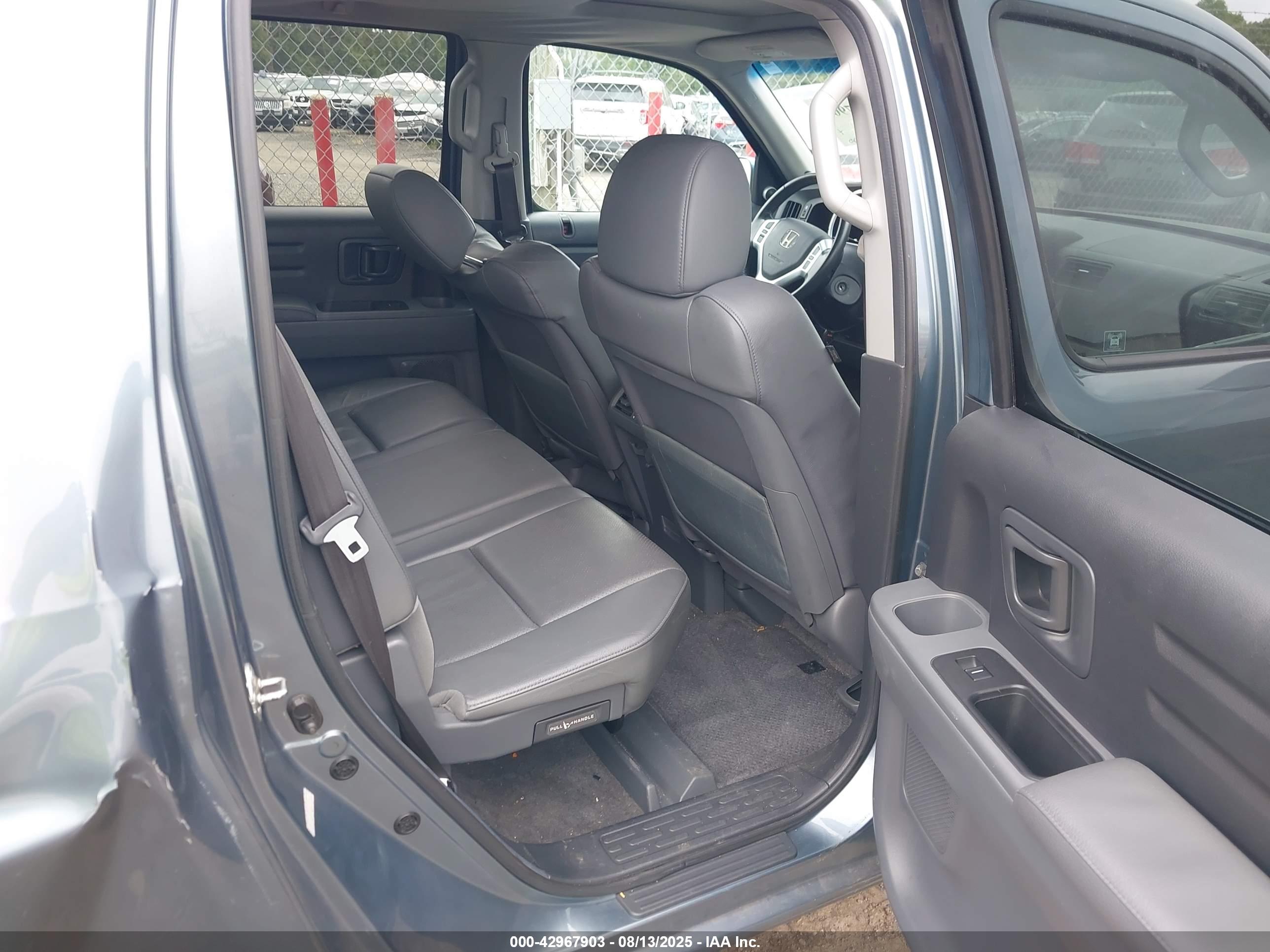 HONDA RIDGELINE image 8