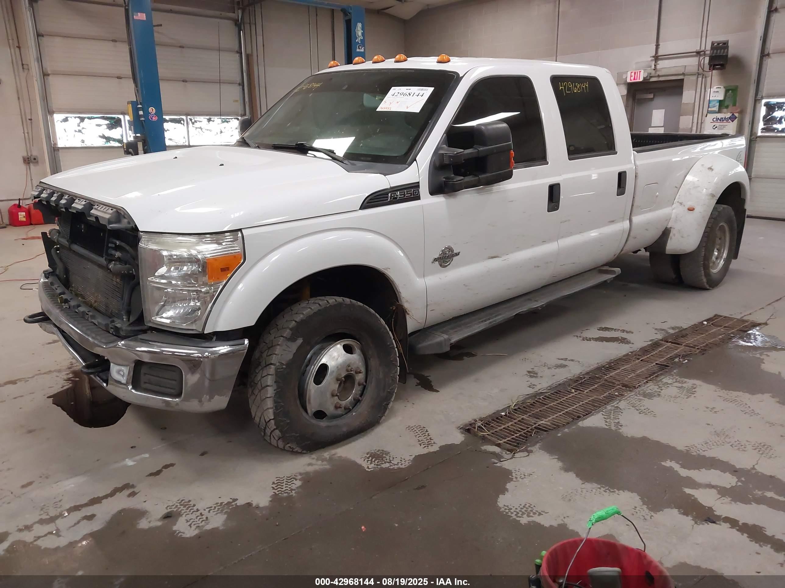 FORD F-350 image 2